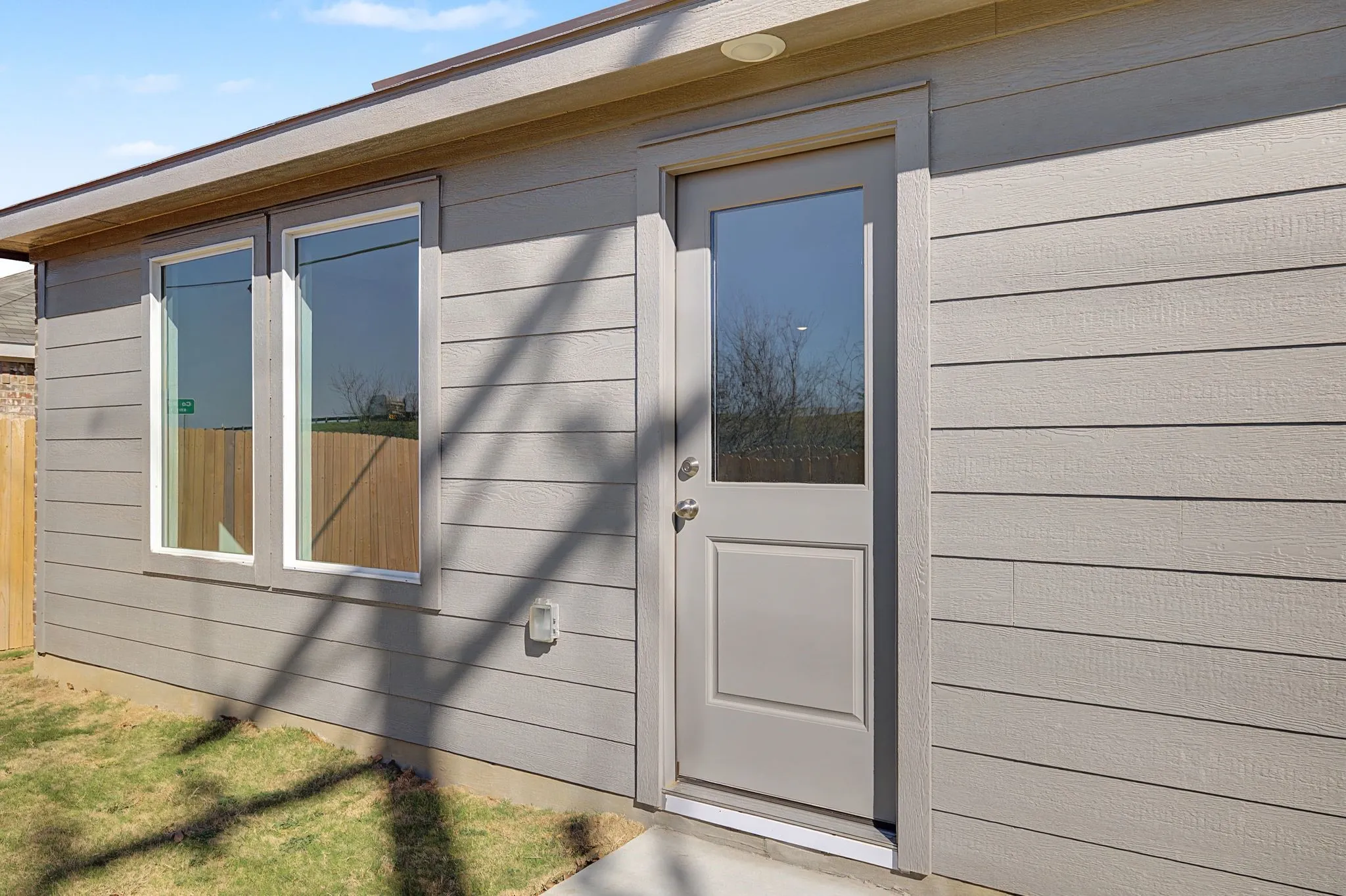 Single Family Residence For Rent in Johnson County , 916 Prestonwood Lane, Keene, Texas 76031, 4 Bedroom, 2 Bathroom, 2 Garage spaces, 1,720 Sqft, built in 2026, mls#21405812, Real Estate Agent in Keene, Homes For Rent in Johnson county, Homes For Rent in Keene, Realtor in Keene Texas, Real Estate Brokerage Independent Realty Texas, Luminita Cordes Realtor