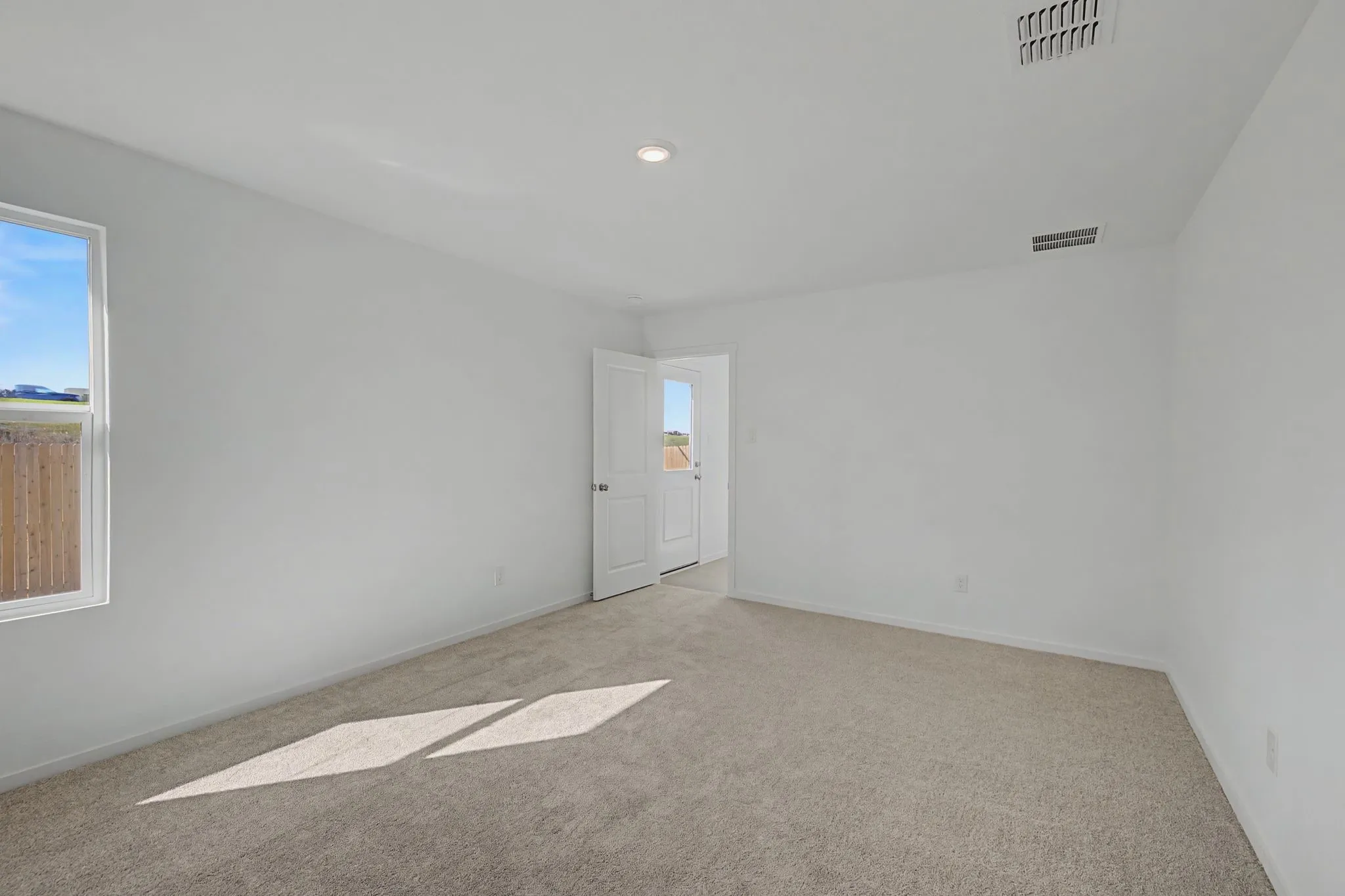 Single Family Residence For Rent in Johnson County , 916 Prestonwood Lane, Keene, Texas 76031, 4 Bedroom, 2 Bathroom, 2 Garage spaces, 1,720 Sqft, built in 2026, mls#21405812, Real Estate Agent in Keene, Homes For Rent in Johnson county, Homes For Rent in Keene, Realtor in Keene Texas, Real Estate Brokerage Independent Realty Texas, Luminita Cordes Realtor