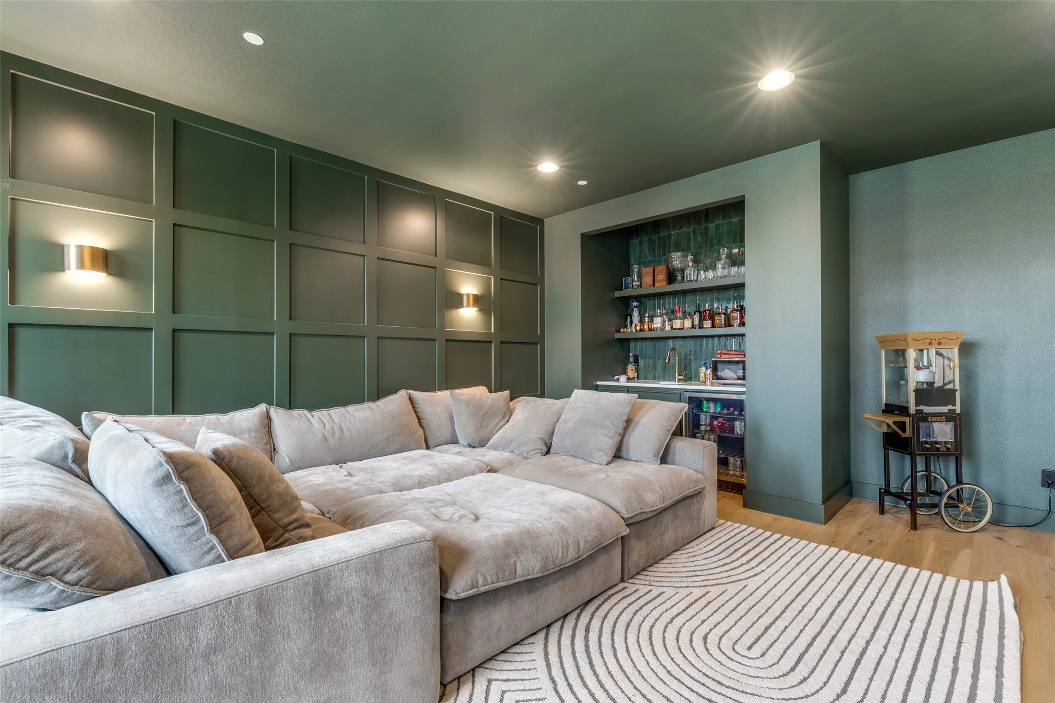 Single Family Residence For Rent in Dallas County , 5441 Sewanee Avenue, Highland Park, Texas 75205, 4 Bedroom, 5 Bathroom, 2 Garage spaces, 5,003 Sqft, built in 2024, mls#21408316, Real Estate Agent in Highland Park, Homes For Rent in Dallas county, Homes For Rent in Highland Park, Realtor in Highland Park Texas, Real Estate Brokerage Independent Realty Texas, Luminita Cordes Realtor