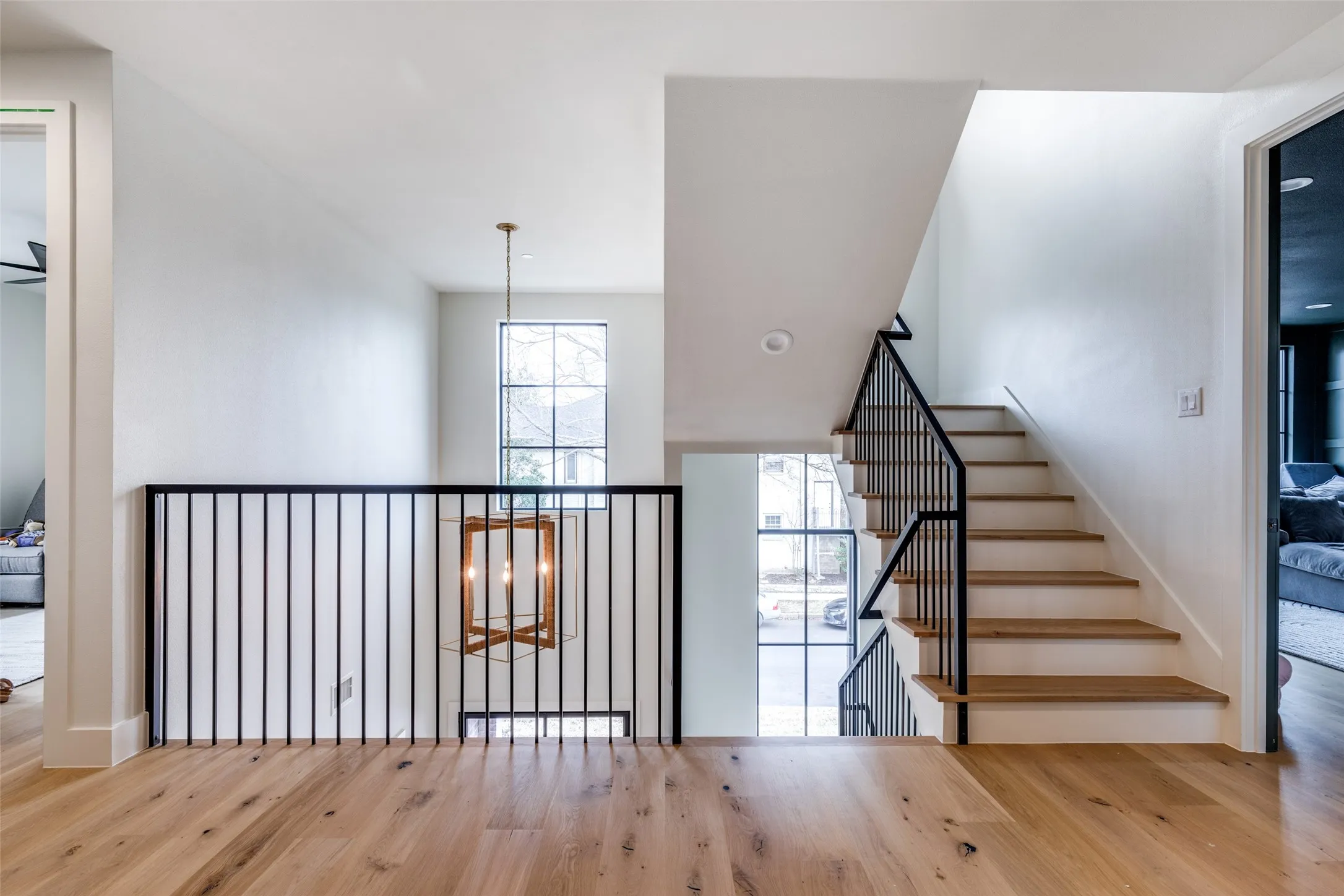 Single Family Residence For Rent in Dallas County , 5441 Sewanee Avenue, Highland Park, Texas 75205, 4 Bedroom, 5 Bathroom, 2 Garage spaces, 5,003 Sqft, built in 2024, mls#21408316, Real Estate Agent in Highland Park, Homes For Rent in Dallas county, Homes For Rent in Highland Park, Realtor in Highland Park Texas, Real Estate Brokerage Independent Realty Texas, Luminita Cordes Realtor