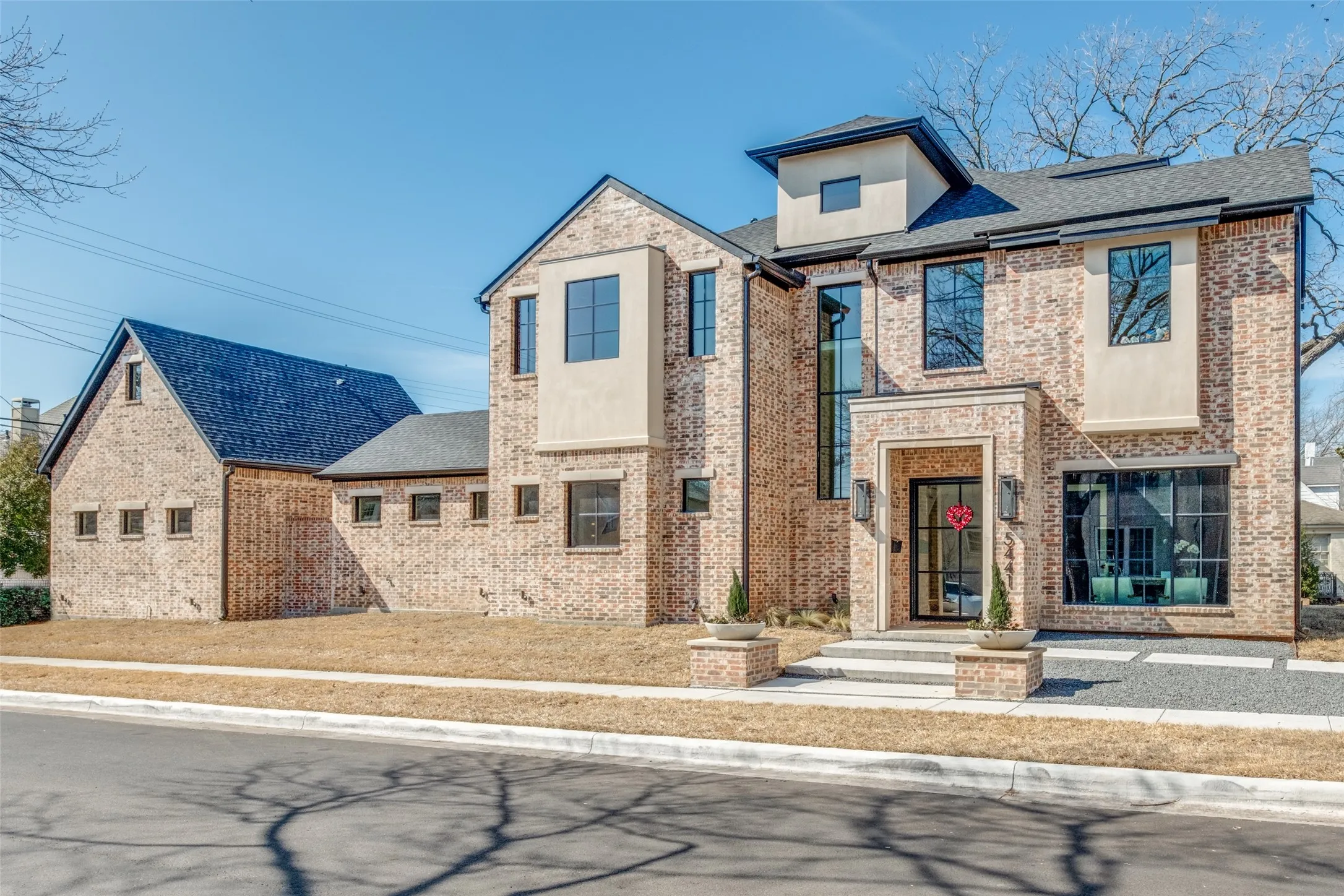 Single Family Residence For Rent in Dallas County , 5441 Sewanee Avenue, Highland Park, Texas 75205, 4 Bedroom, 5 Bathroom, 2 Garage spaces, 5,003 Sqft, built in 2024, mls#21408316, Real Estate Agent in Highland Park, Homes For Rent in Dallas county, Homes For Rent in Highland Park, Realtor in Highland Park Texas, Real Estate Brokerage Independent Realty Texas, Luminita Cordes Realtor
