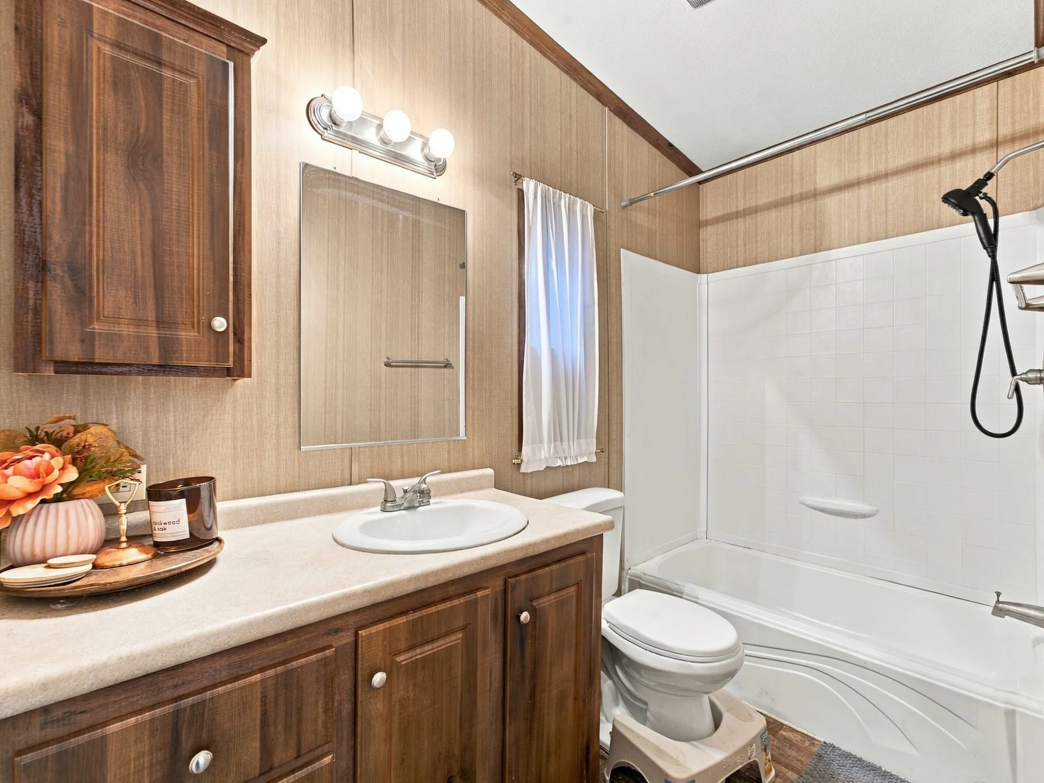Single Family Residence For Sale in Wise County , 114 Sondra Lin Boulevard, Decatur, Texas 76234, 3 Bedroom, 2 Bathroom, Garage spaces, 1,488 Sqft, built in 2019, mls#21408254, Real Estate Agent in Decatur, Homes For Sale in Wise county, Homes For Sale in Decatur, Realtor in Decatur Texas, Real Estate Brokerage Independent Realty Texas, Luminita Cordes Realtor