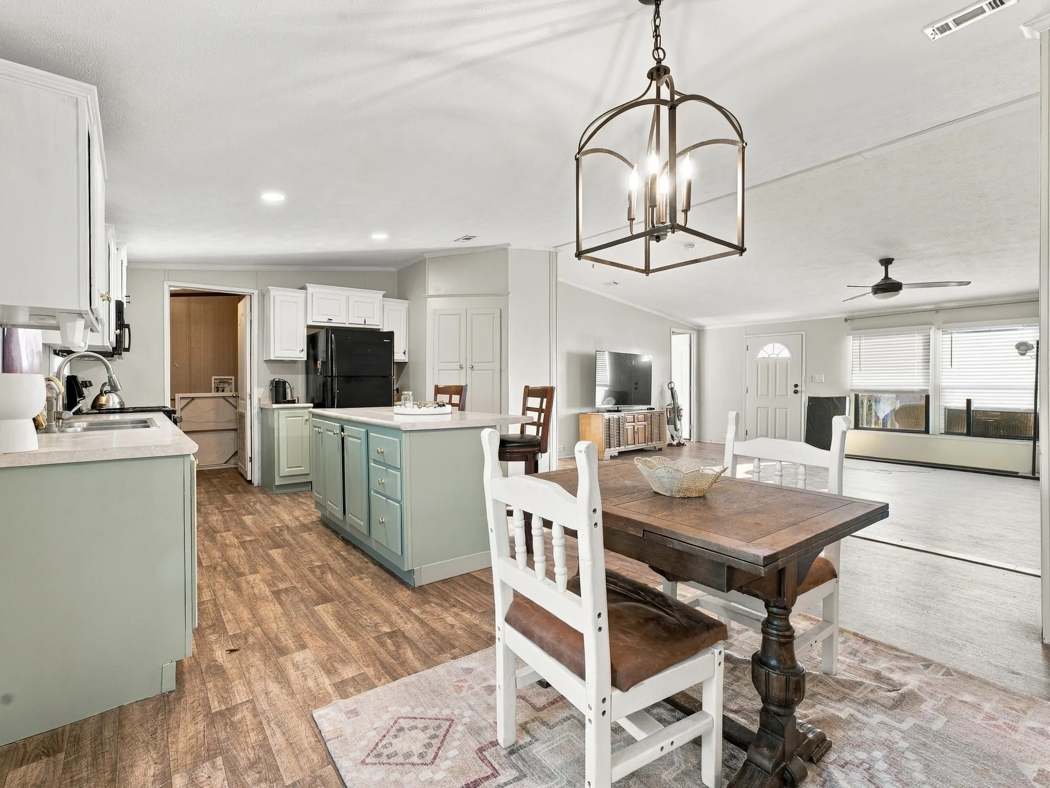 Single Family Residence For Sale in Wise County , 114 Sondra Lin Boulevard, Decatur, Texas 76234, 3 Bedroom, 2 Bathroom, Garage spaces, 1,488 Sqft, built in 2019, mls#21408254, Real Estate Agent in Decatur, Homes For Sale in Wise county, Homes For Sale in Decatur, Realtor in Decatur Texas, Real Estate Brokerage Independent Realty Texas, Luminita Cordes Realtor