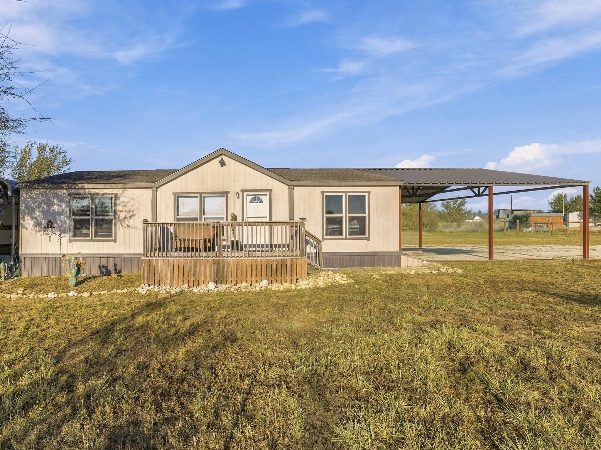 Single Family Residence For Sale