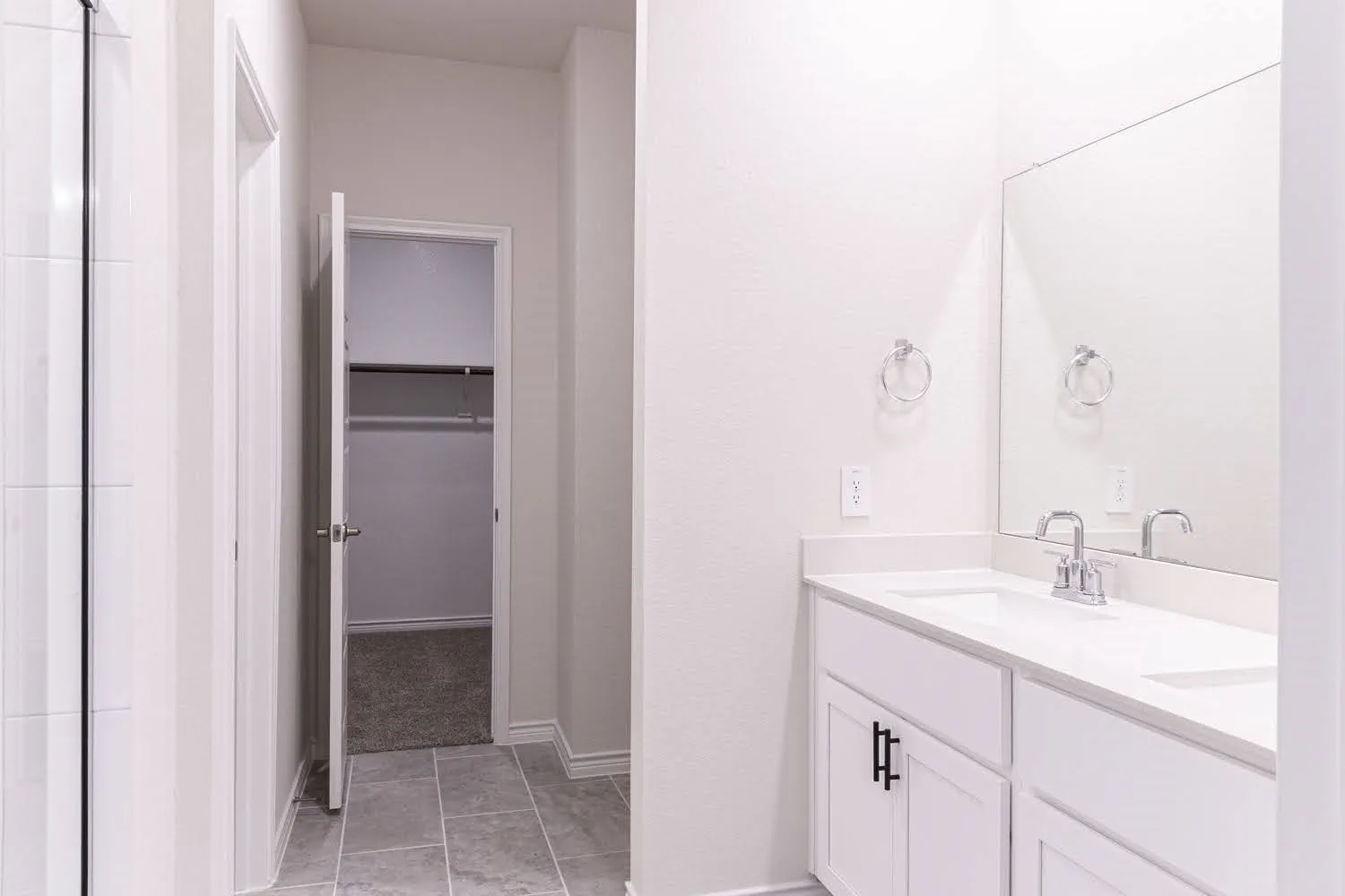 Single Family Residence For Rent in Collin County , 1305 Silent Peak Drive, Princeton, Texas 75407, 4 Bedroom, 4 Bathroom, 2 Garage spaces, 3,250 Sqft, built in 2026, mls#21408321, Real Estate Agent in Princeton, Homes For Rent in Collin county, Homes For Rent in Princeton, Realtor in Princeton Texas, Real Estate Brokerage Independent Realty Texas, Luminita Cordes Realtor