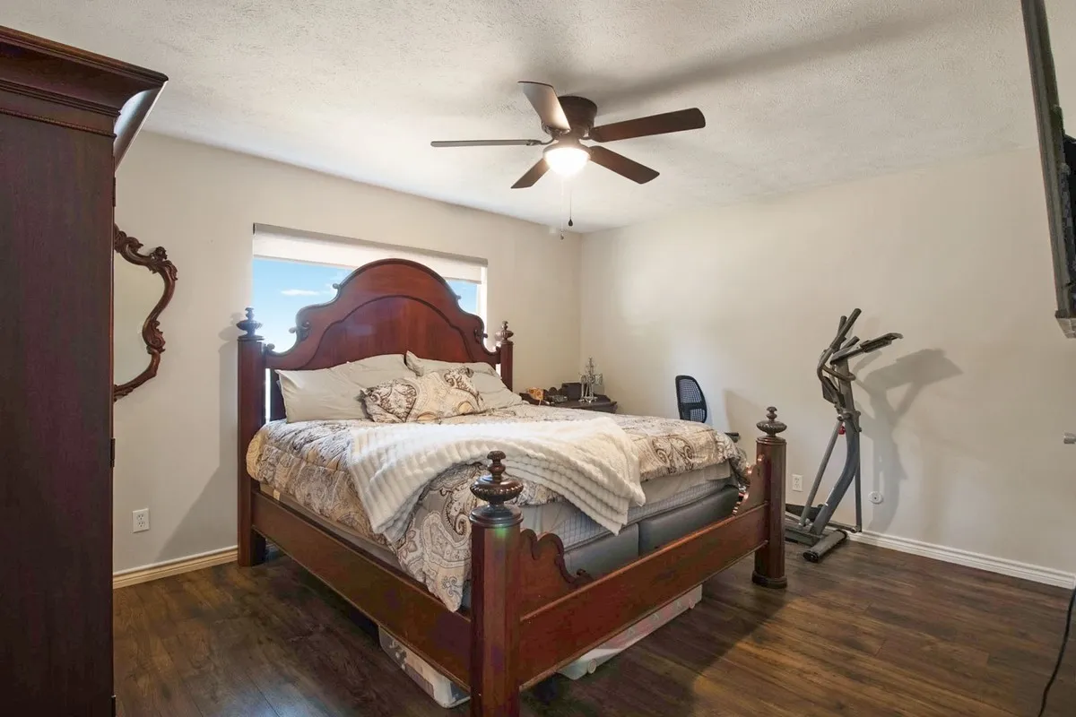 Primary bedroom