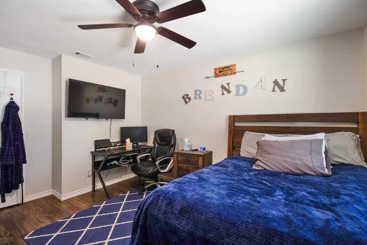 Single Family Residence For Sale in Dallas County , 4026 Salem Drive, Garland, Texas 75043, 4 Bedroom, 3 Bathroom, Garage spaces, 1,519 Sqft, built in 1971, mls#21400254, Real Estate Agent in Garland, Homes For Sale in Dallas county, Homes For Sale in Garland, Realtor in Garland Texas, Real Estate Brokerage Independent Realty Texas, Luminita Cordes Realtor