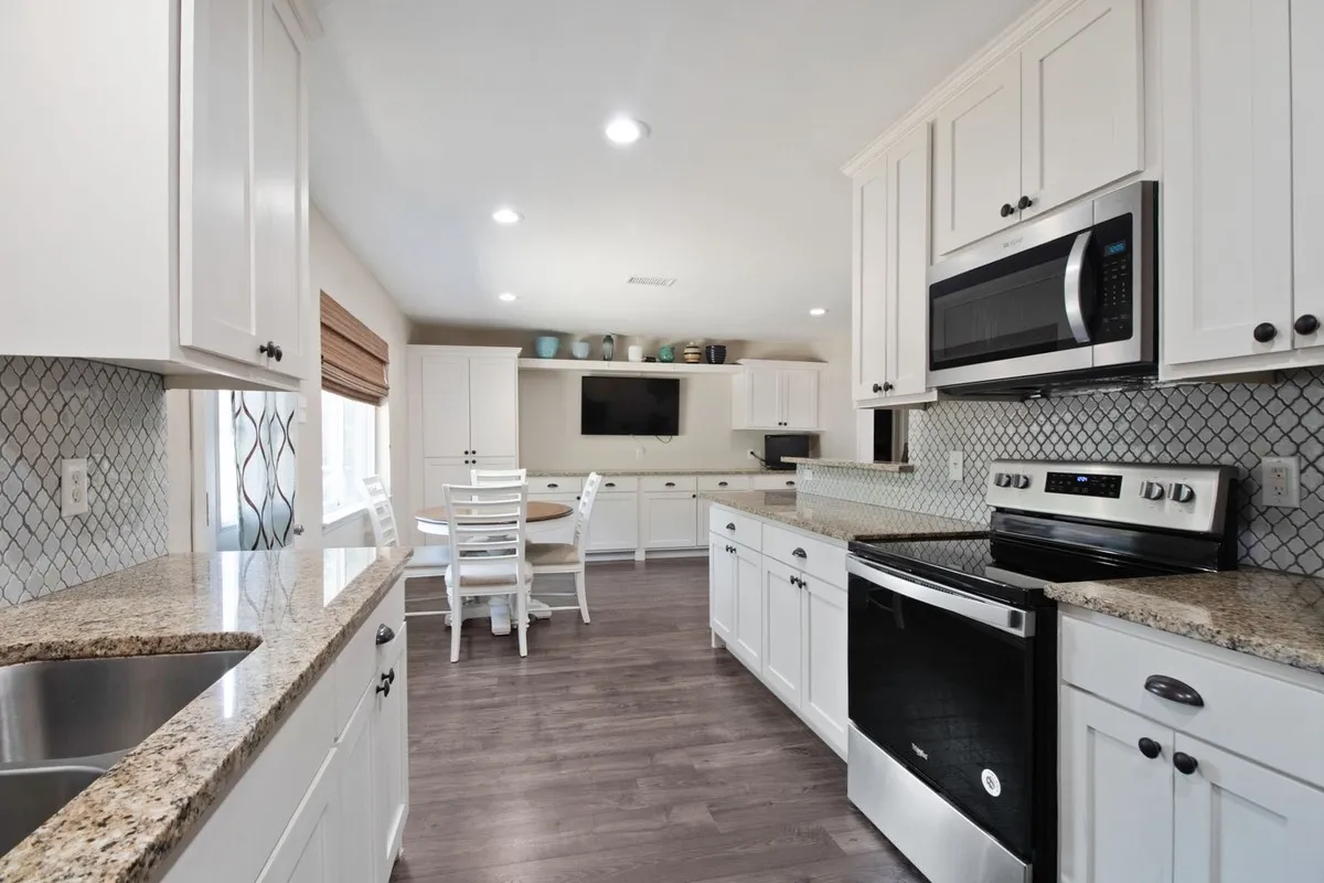 Single Family Residence For Sale in Dallas County , 4026 Salem Drive, Garland, Texas 75043, 4 Bedroom, 3 Bathroom, Garage spaces, 1,519 Sqft, built in 1971, mls#21400254, Real Estate Agent in Garland, Homes For Sale in Dallas county, Homes For Sale in Garland, Realtor in Garland Texas, Real Estate Brokerage Independent Realty Texas, Luminita Cordes Realtor