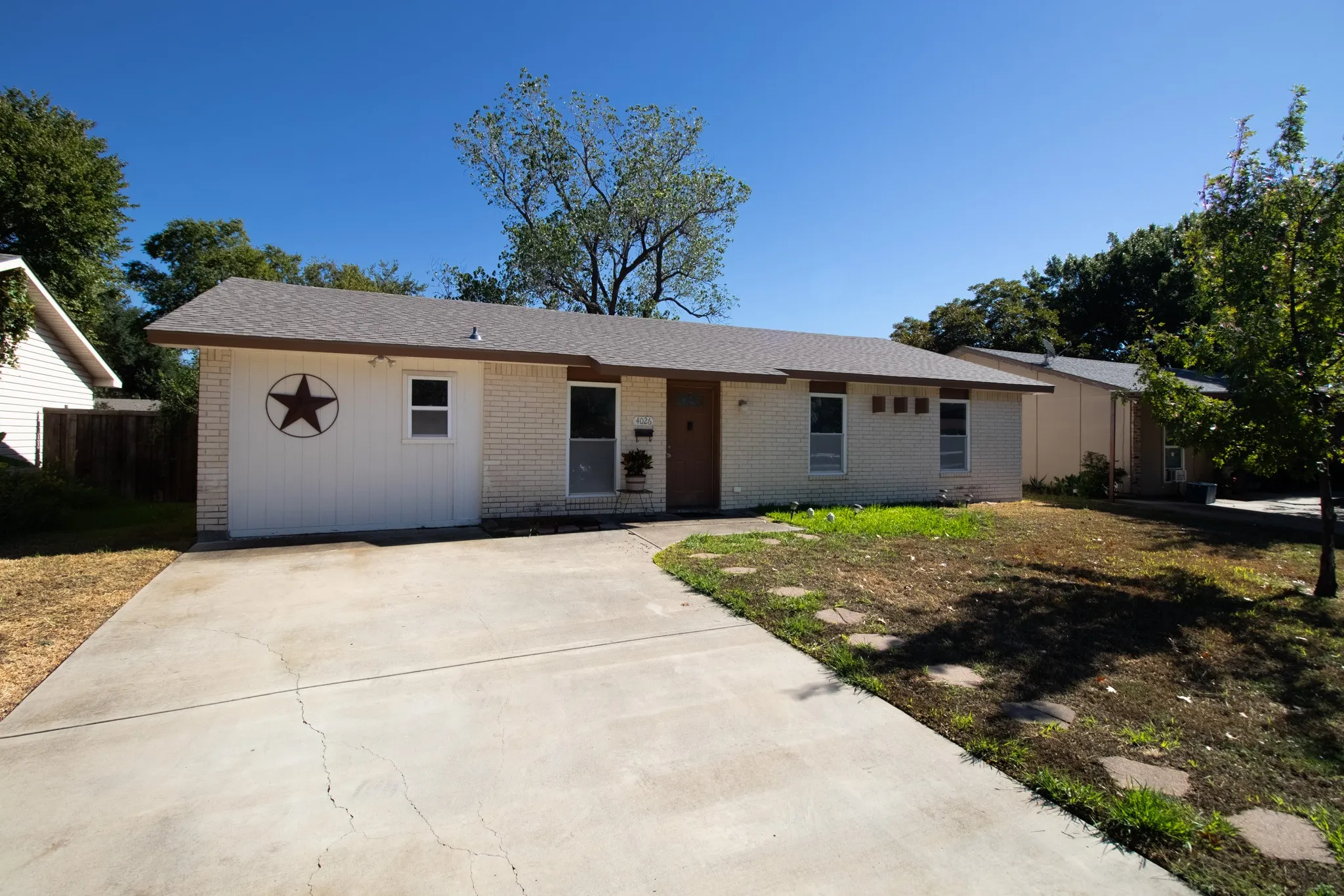 Single Family Residence For Sale