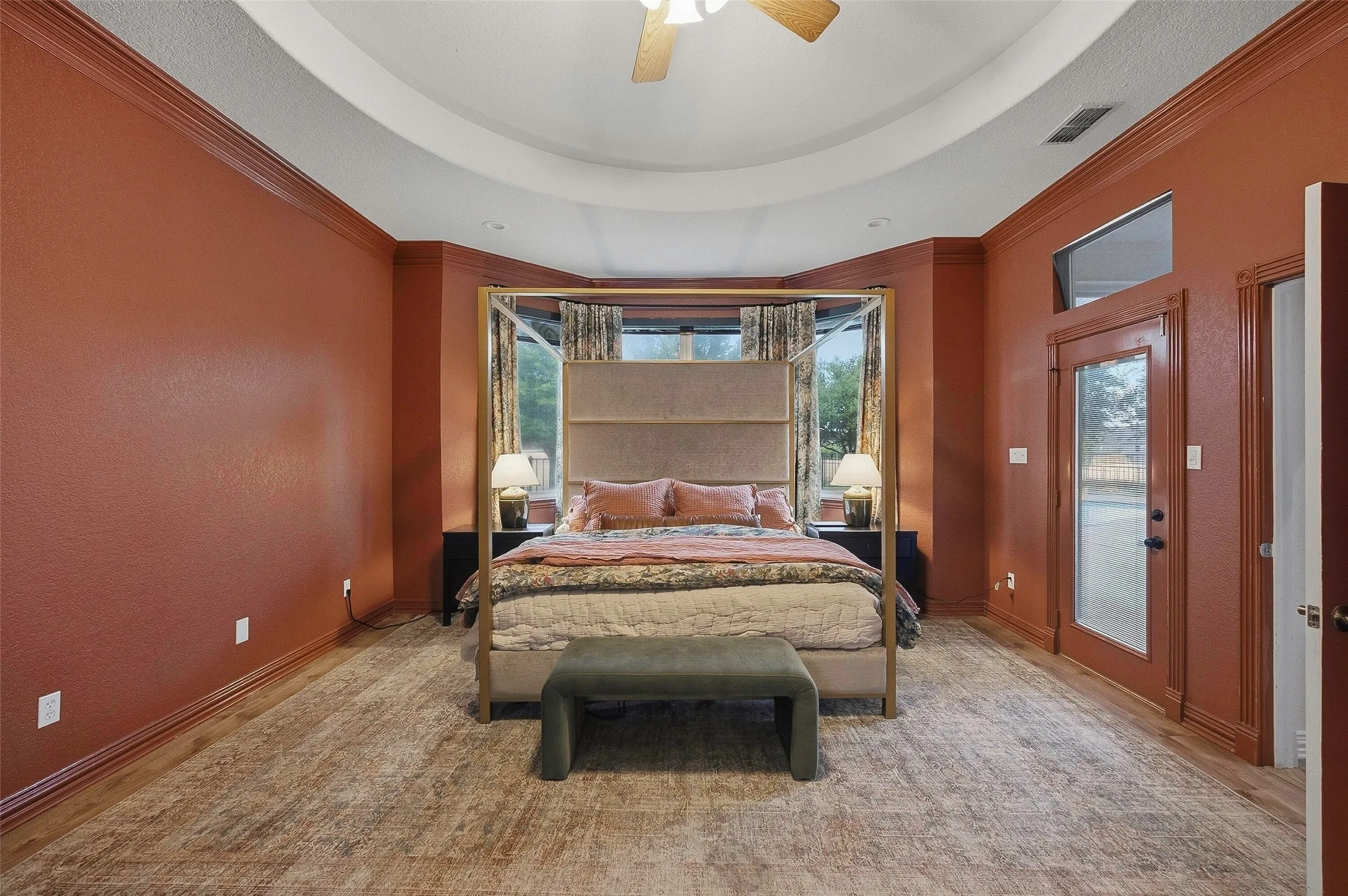Single Family Residence For Sale in Parker County , 106 Bear Path Trail, Fort Worth, Texas 76126, 4 Bedroom, 5 Bathroom, 4 Garage spaces, 3,722 Sqft, built in 2000, mls#21408329, Real Estate Agent in Fort Worth, Homes For Sale in Parker county, Homes For Sale in Fort Worth, Realtor in Fort Worth Texas, Real Estate Brokerage Independent Realty Texas, Luminita Cordes Realtor