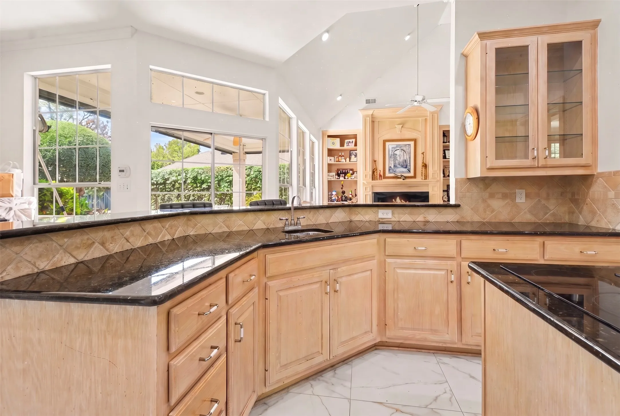 Single Family Residence For Sale in Collin County , 18824 Fortson Avenue, Dallas, Texas 75252, 4 Bedroom, 3 Bathroom, 2 Garage spaces, 2,730 Sqft, built in 1991, mls#21400869, Real Estate Agent in Dallas, Homes For Sale in Collin county, Homes For Sale in Dallas, Realtor in Dallas Texas, Real Estate Brokerage Independent Realty Texas, Luminita Cordes Realtor