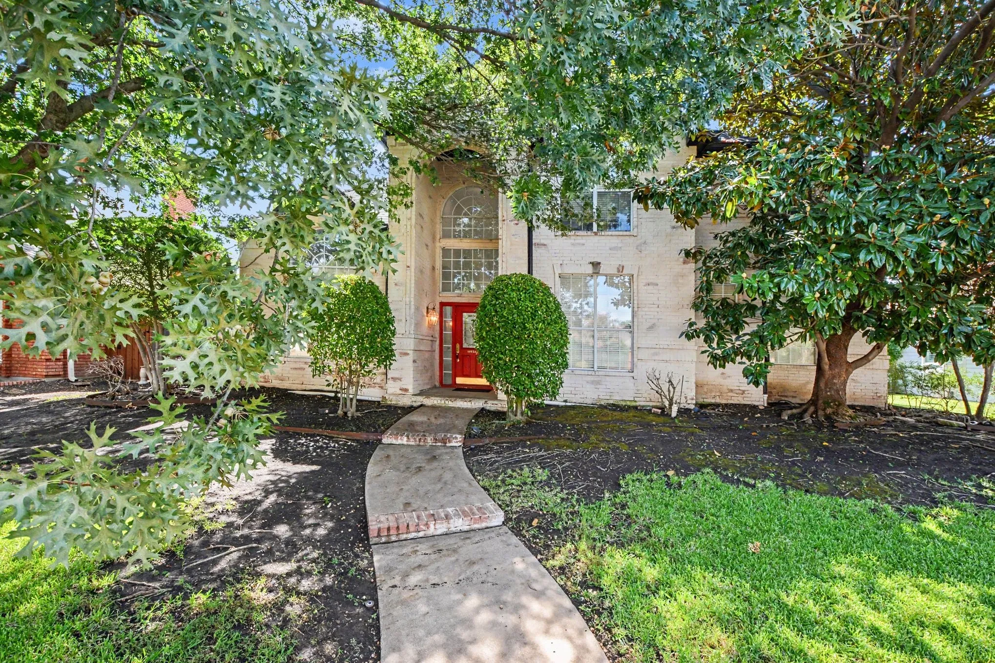 Single Family Residence For Sale in Collin County , 18824 Fortson Avenue, Dallas, Texas 75252, 4 Bedroom, 3 Bathroom, 2 Garage spaces, 2,730 Sqft, built in 1991, mls#21400869, Real Estate Agent in Dallas, Homes For Sale in Collin county, Homes For Sale in Dallas, Realtor in Dallas Texas, Real Estate Brokerage Independent Realty Texas, Luminita Cordes Realtor