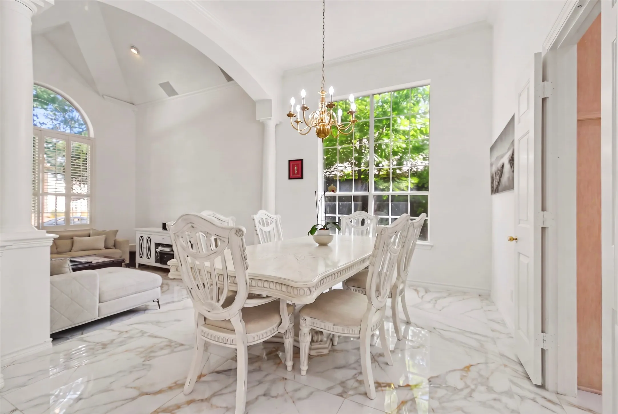 Single Family Residence For Sale in Collin County , 18824 Fortson Avenue, Dallas, Texas 75252, 4 Bedroom, 3 Bathroom, 2 Garage spaces, 2,730 Sqft, built in 1991, mls#21400869, Real Estate Agent in Dallas, Homes For Sale in Collin county, Homes For Sale in Dallas, Realtor in Dallas Texas, Real Estate Brokerage Independent Realty Texas, Luminita Cordes Realtor