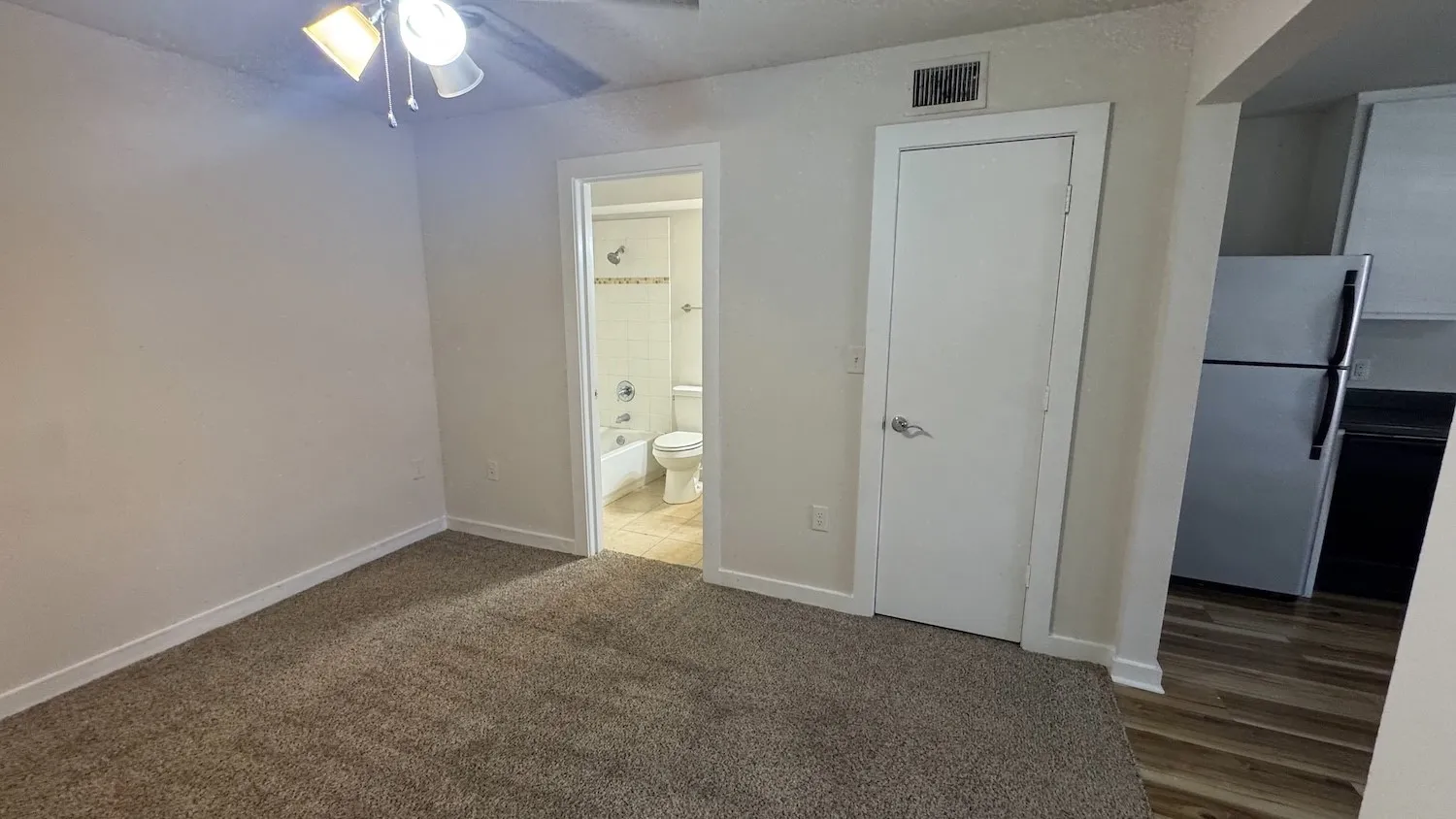 Apartment For Sale in Denton County , 2422-2428 Charlotte Street, Denton, Texas 76201, 32 Bedroom, 30 Bathroom, Garage spaces, 0 Sqft, built in 1964, mls#21408209, Real Estate Agent in Denton, Homes For Sale in Denton county, Homes For Sale in Denton, Realtor in Denton Texas, Real Estate Brokerage Independent Realty Texas, Luminita Cordes Realtor