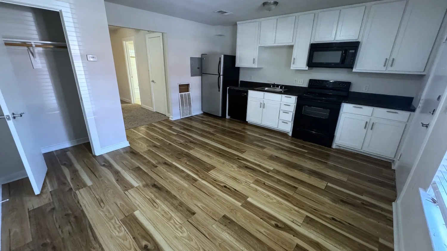 Apartment For Sale in Denton County , 2422-2428 Charlotte Street, Denton, Texas 76201, 32 Bedroom, 30 Bathroom, Garage spaces, 0 Sqft, built in 1964, mls#21408209, Real Estate Agent in Denton, Homes For Sale in Denton county, Homes For Sale in Denton, Realtor in Denton Texas, Real Estate Brokerage Independent Realty Texas, Luminita Cordes Realtor