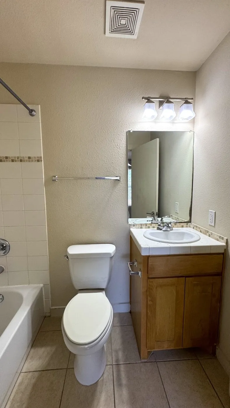 Apartment For Sale in Denton County , 2422-2428 Charlotte Street, Denton, Texas 76201, 32 Bedroom, 30 Bathroom, Garage spaces, 0 Sqft, built in 1964, mls#21408209, Real Estate Agent in Denton, Homes For Sale in Denton county, Homes For Sale in Denton, Realtor in Denton Texas, Real Estate Brokerage Independent Realty Texas, Luminita Cordes Realtor