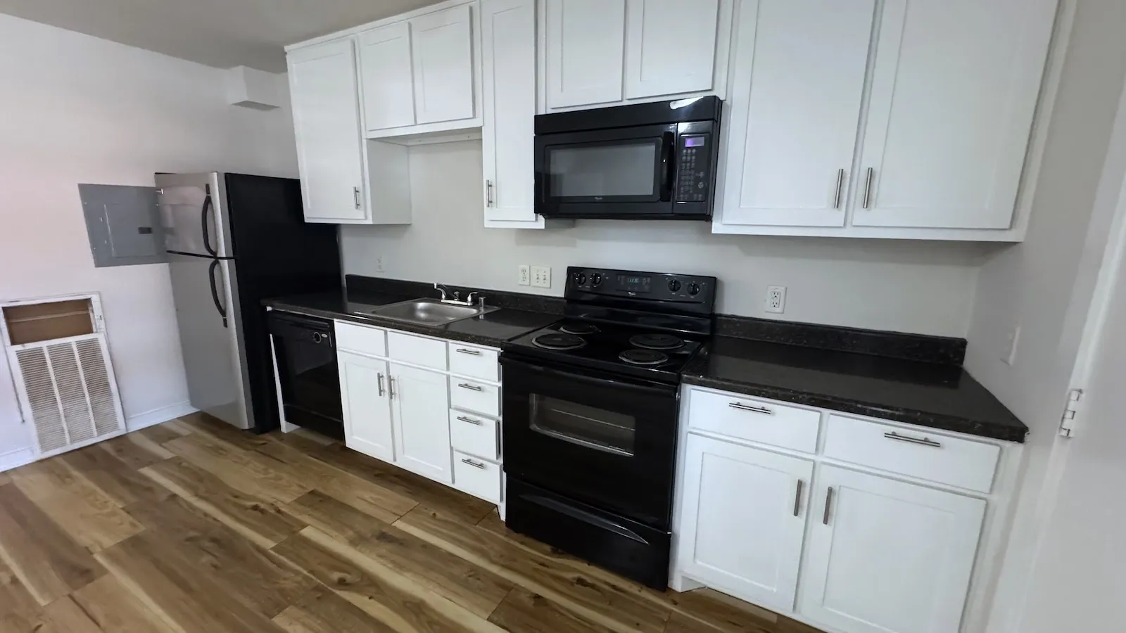Apartment For Sale in Denton County , 2422-2428 Charlotte Street, Denton, Texas 76201, 32 Bedroom, 30 Bathroom, Garage spaces, 0 Sqft, built in 1964, mls#21408209, Real Estate Agent in Denton, Homes For Sale in Denton county, Homes For Sale in Denton, Realtor in Denton Texas, Real Estate Brokerage Independent Realty Texas, Luminita Cordes Realtor