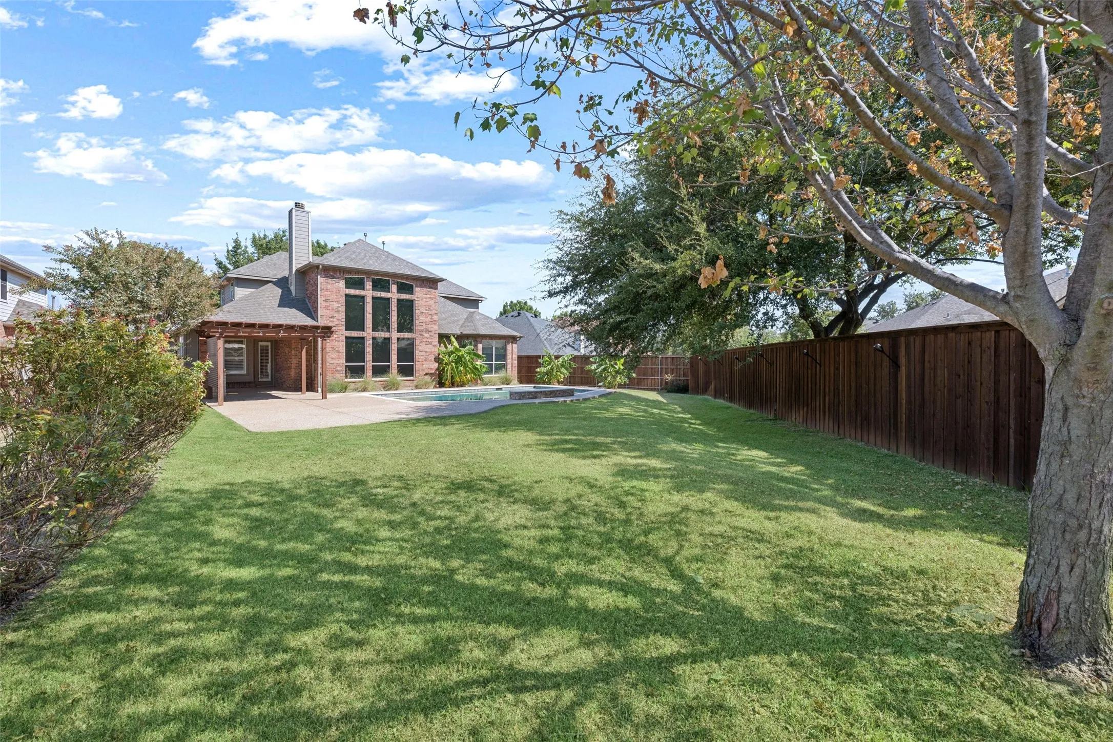 Single Family Residence For Sale in Tarrant County , 3409 Balboa Court, Grapevine, Texas 76092, 4 Bedroom, 4 Bathroom, 3 Garage spaces, 3,618 Sqft, built in 2005, mls#21399818, Real Estate Agent in Grapevine, Homes For Sale in Tarrant county, Homes For Sale in Grapevine, Realtor in Grapevine Texas, Real Estate Brokerage Independent Realty Texas, Luminita Cordes Realtor
