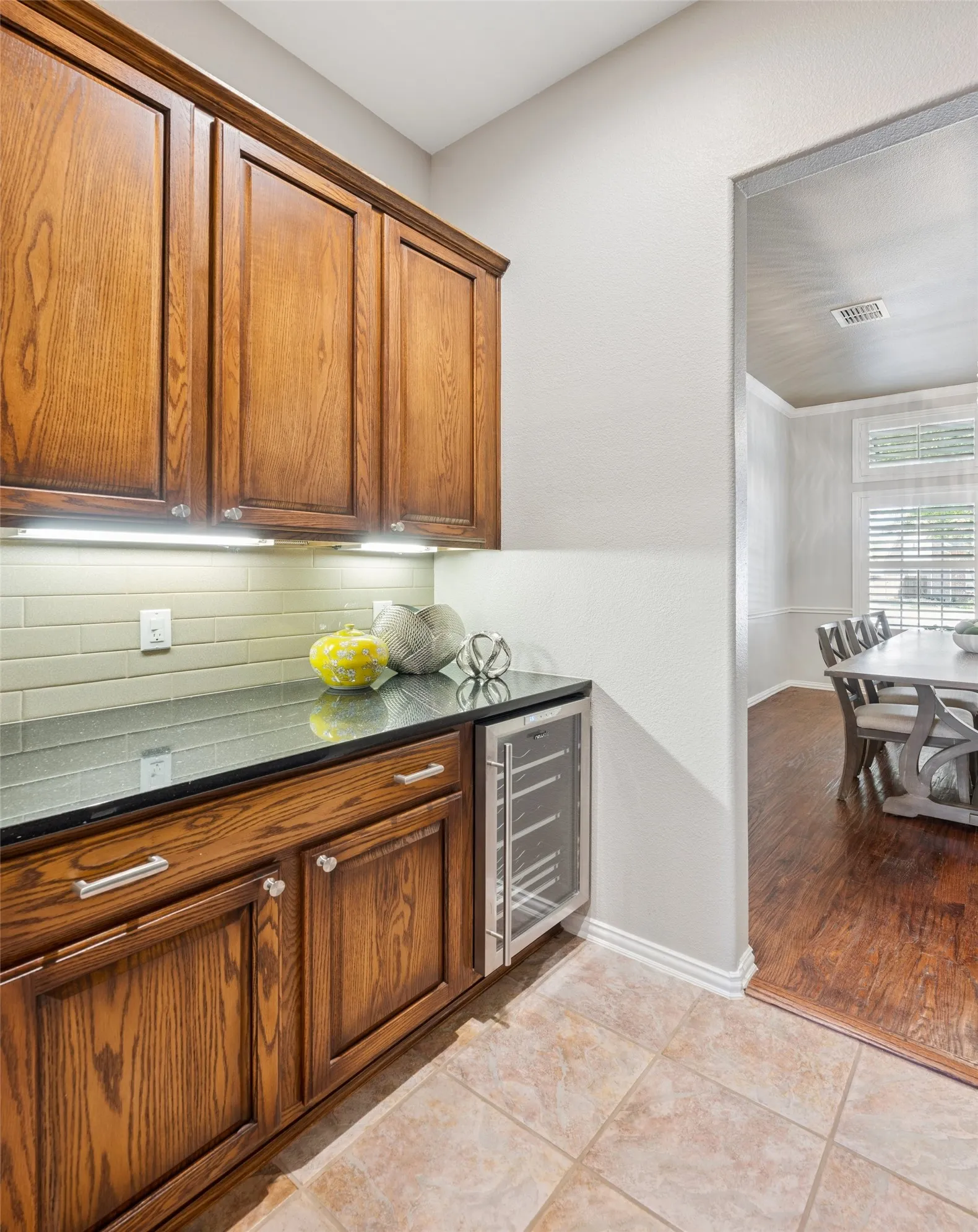 Single Family Residence For Sale in Tarrant County , 3409 Balboa Court, Grapevine, Texas 76092, 4 Bedroom, 4 Bathroom, 3 Garage spaces, 3,618 Sqft, built in 2005, mls#21399818, Real Estate Agent in Grapevine, Homes For Sale in Tarrant county, Homes For Sale in Grapevine, Realtor in Grapevine Texas, Real Estate Brokerage Independent Realty Texas, Luminita Cordes Realtor