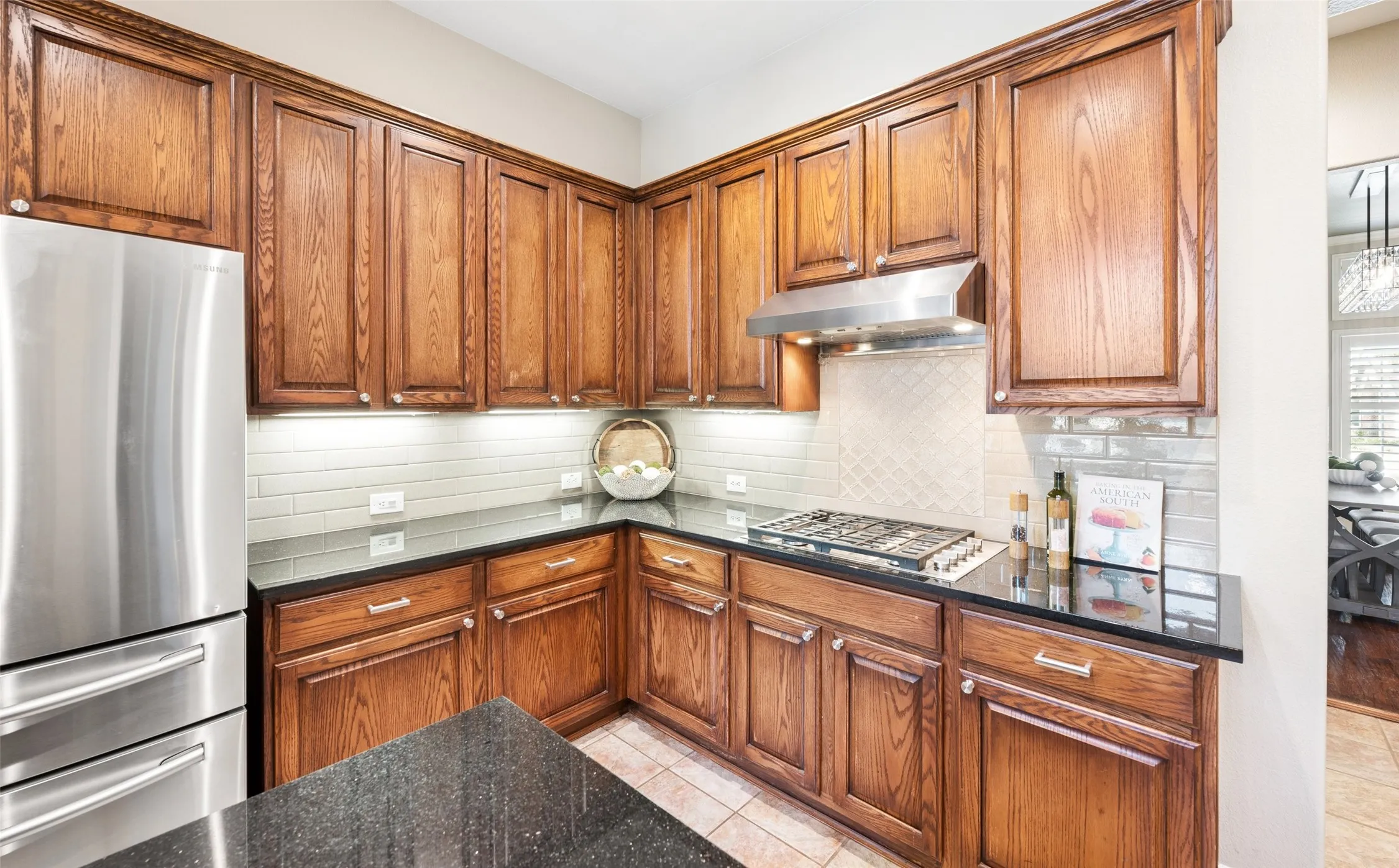 Single Family Residence For Sale in Tarrant County , 3409 Balboa Court, Grapevine, Texas 76092, 4 Bedroom, 4 Bathroom, 3 Garage spaces, 3,618 Sqft, built in 2005, mls#21399818, Real Estate Agent in Grapevine, Homes For Sale in Tarrant county, Homes For Sale in Grapevine, Realtor in Grapevine Texas, Real Estate Brokerage Independent Realty Texas, Luminita Cordes Realtor