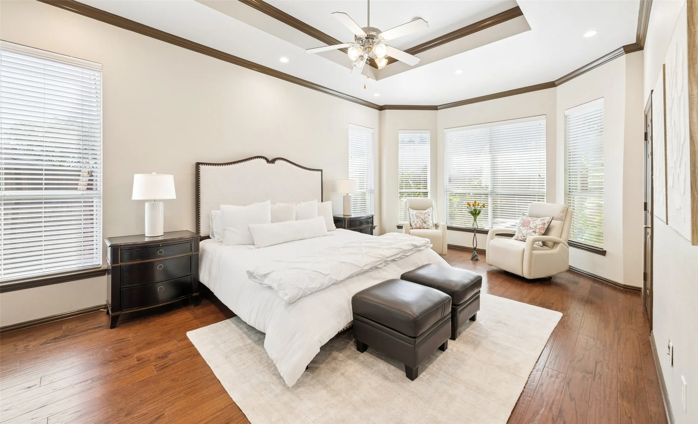 Single Family Residence For Sale in Tarrant County , 3409 Balboa Court, Grapevine, Texas 76092, 4 Bedroom, 4 Bathroom, 3 Garage spaces, 3,618 Sqft, built in 2005, mls#21399818, Real Estate Agent in Grapevine, Homes For Sale in Tarrant county, Homes For Sale in Grapevine, Realtor in Grapevine Texas, Real Estate Brokerage Independent Realty Texas, Luminita Cordes Realtor