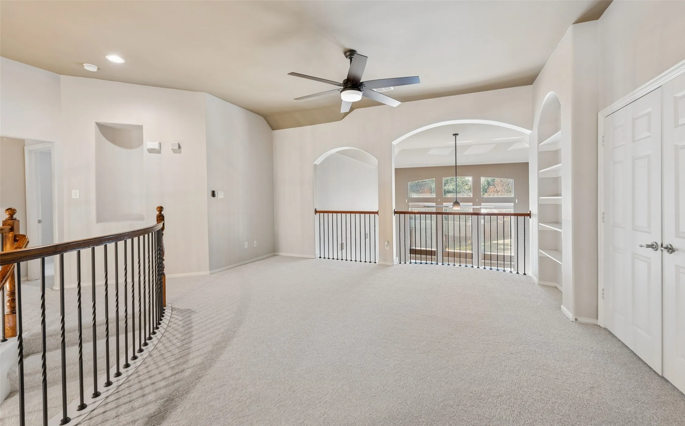 Single Family Residence For Sale in Tarrant County , 3409 Balboa Court, Grapevine, Texas 76092, 4 Bedroom, 4 Bathroom, 3 Garage spaces, 3,618 Sqft, built in 2005, mls#21399818, Real Estate Agent in Grapevine, Homes For Sale in Tarrant county, Homes For Sale in Grapevine, Realtor in Grapevine Texas, Real Estate Brokerage Independent Realty Texas, Luminita Cordes Realtor