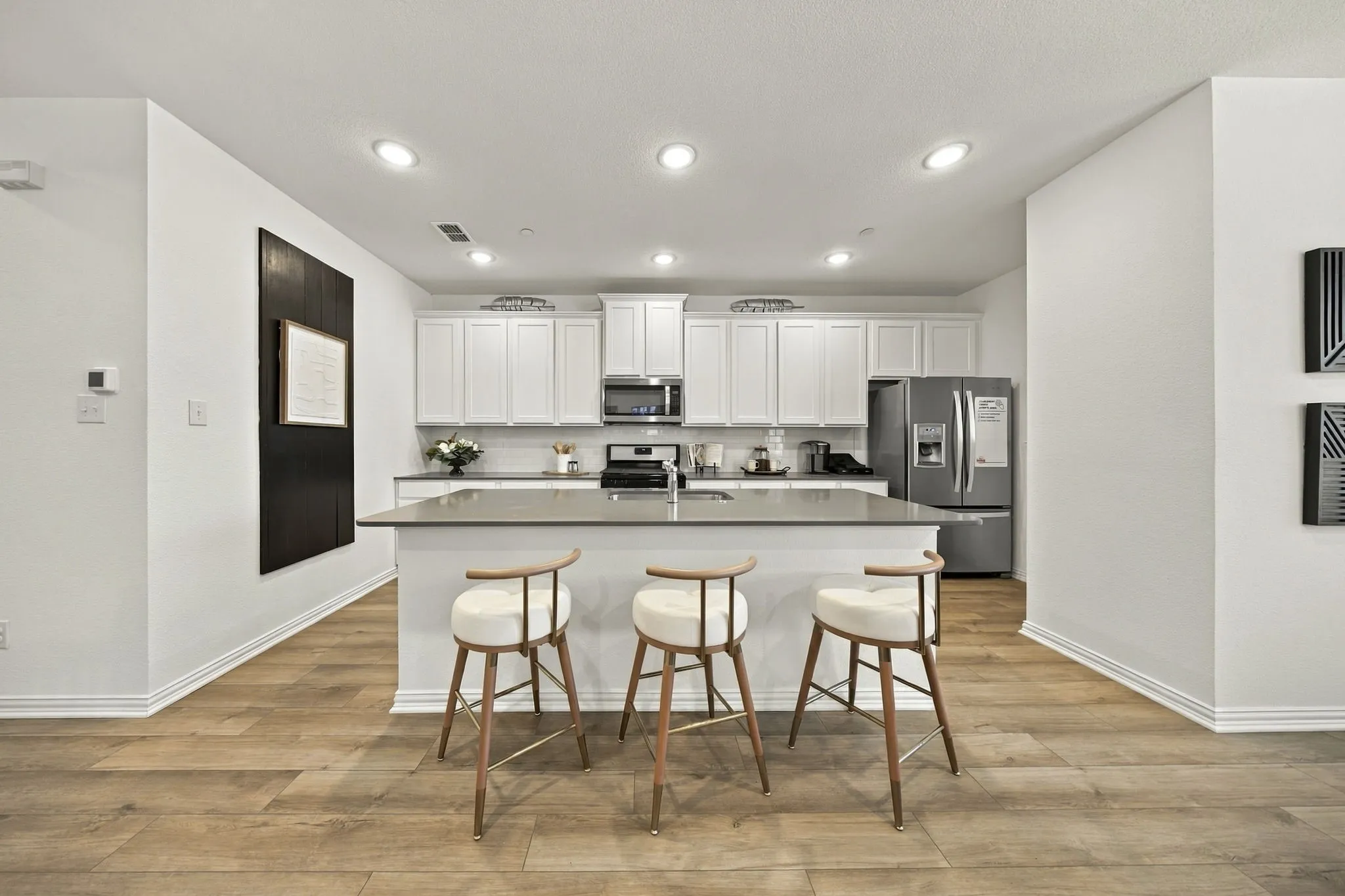 Single Family Residence For Sale in Kaufman County , 1895 Indigo Lane, Forney, Texas 75126, 3 Bedroom, 3 Bathroom, 2 Garage spaces, 1,762 Sqft, built in 2020, mls#21403216, Real Estate Agent in Forney, Homes For Sale in Kaufman county, Homes For Sale in Forney, Realtor in Forney Texas, Real Estate Brokerage Independent Realty Texas, Luminita Cordes Realtor