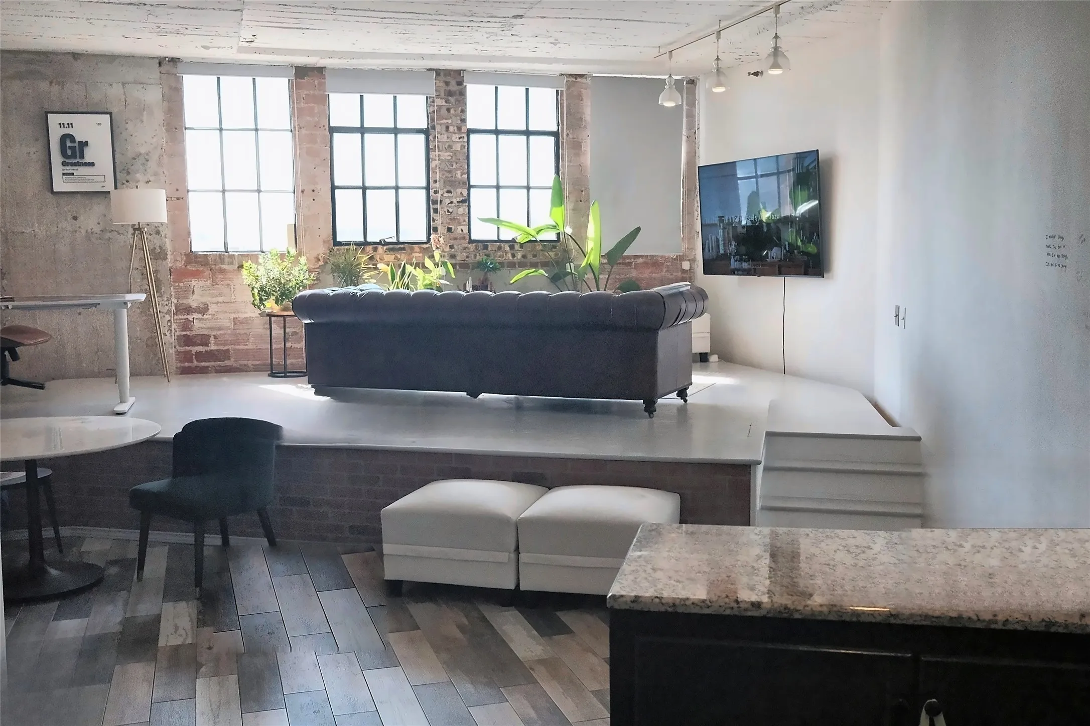 Condominium For Rent in Dallas County , 1122 Jackson Street 1012, Dallas, Texas 75202, 1 Bedroom, 1 Bathroom, 1 Garage spaces, 1,053 Sqft, built in 1925, mls#21408318, Real Estate Agent in Dallas, Homes For Rent in Dallas county, Homes For Rent in Dallas, Realtor in Dallas Texas, Real Estate Brokerage Independent Realty Texas, Luminita Cordes Realtor