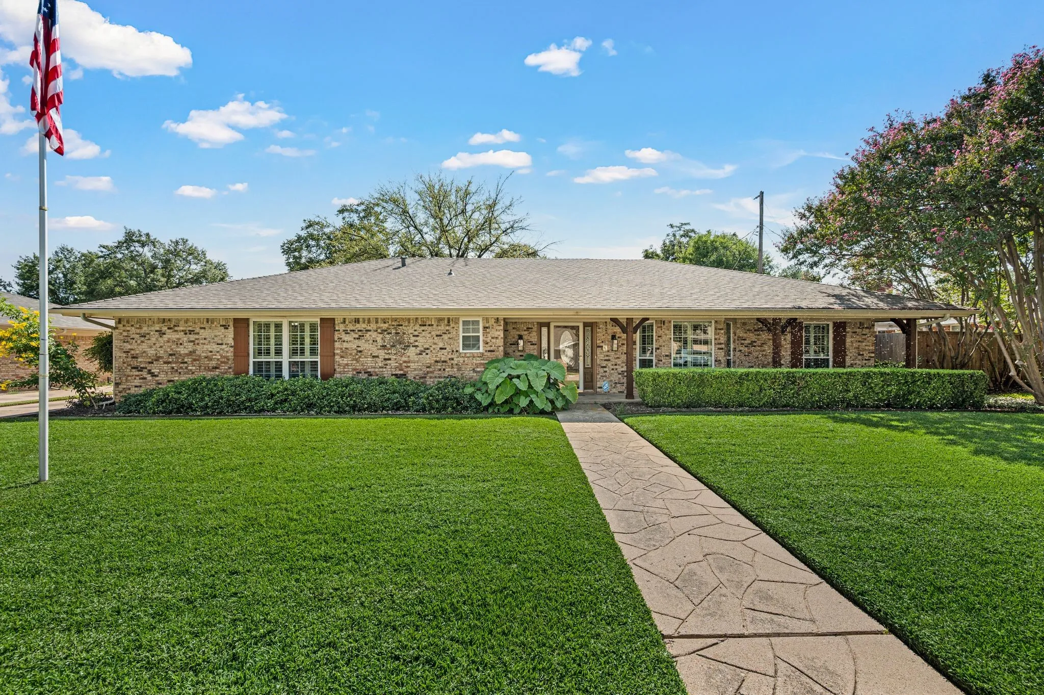 Single Family Residence For Sale