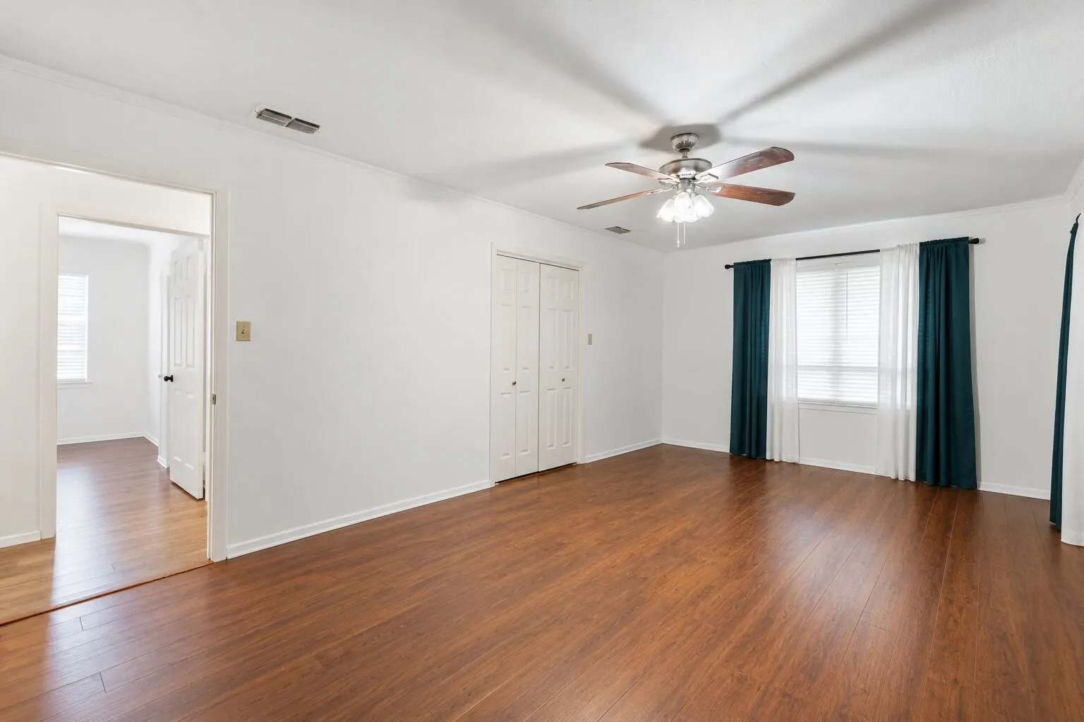Single Family Residence For Rent in Van Zandt County , 605 N Florence Street, Grand Saline, Texas 75140, 3 Bedroom, 2 Bathroom, Garage spaces, 1,780 Sqft, built in 1973, mls#21408361, Real Estate Agent in Grand Saline, Homes For Rent in Van Zandt county, Homes For Rent in Grand Saline, Realtor in Grand Saline Texas, Real Estate Brokerage Independent Realty Texas, Luminita Cordes Realtor