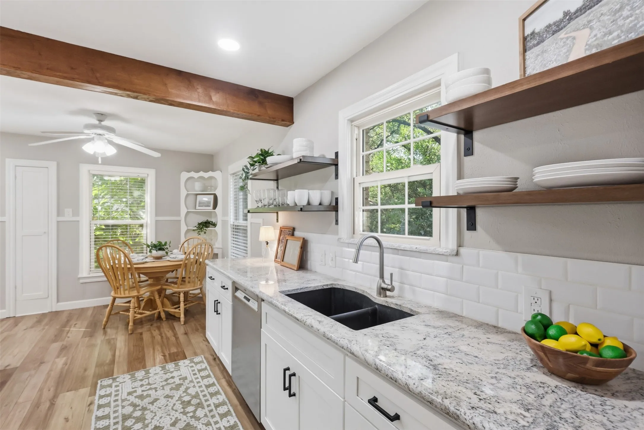 Single Family Residence For Sale in Tarrant County , 3104 Yucca Avenue, Fort Worth, Texas 76111, 3 Bedroom, 1 Bathroom, 1 Garage spaces, 1,535 Sqft, built in 1939, mls#21408307, Real Estate Agent in Fort Worth, Homes For Sale in Tarrant county, Homes For Sale in Fort Worth, Realtor in Fort Worth Texas, Real Estate Brokerage Independent Realty Texas, Luminita Cordes Realtor