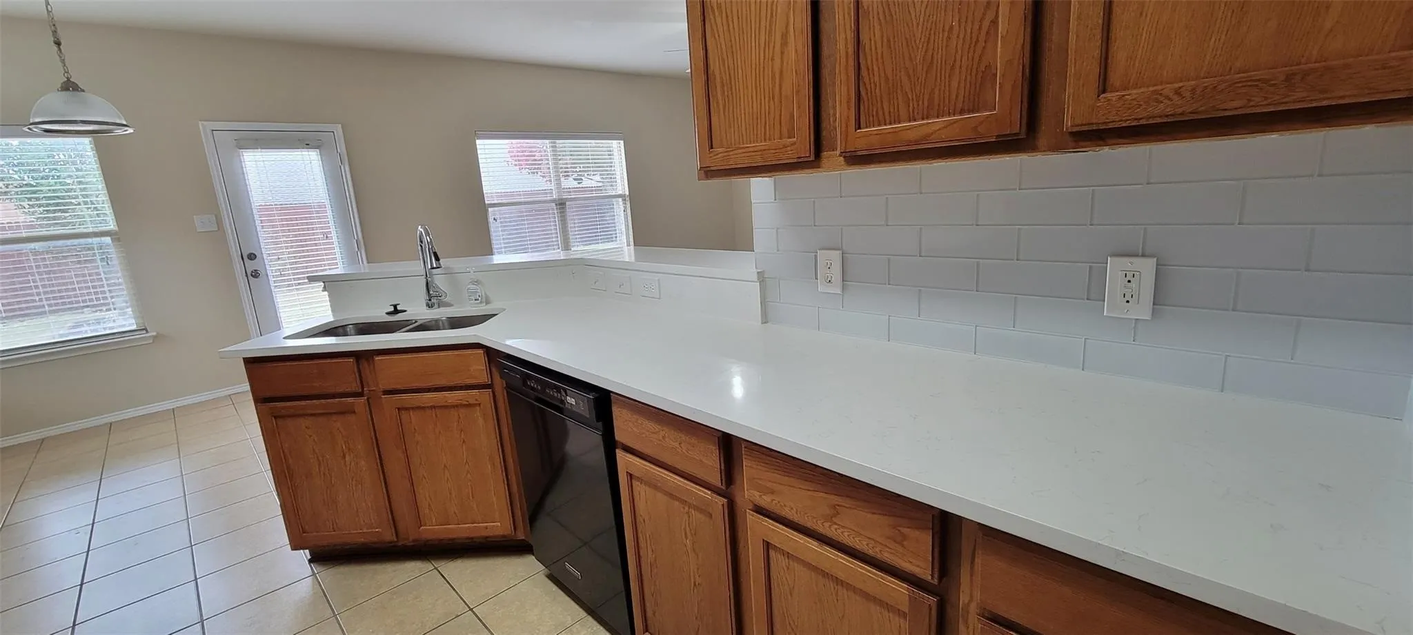 Single Family Residence For Rent in Collin County , 9509 Crooked Cat Drive, Mc Kinney, Texas 75072, 4 Bedroom, 3 Bathroom, 2 Garage spaces, 2,303 Sqft, built in 2007, mls#21408366, Real Estate Agent in Mc Kinney, Homes For Rent in Collin county, Homes For Rent in Mc Kinney, Realtor in Mc Kinney Texas, Real Estate Brokerage Independent Realty Texas, Luminita Cordes Realtor