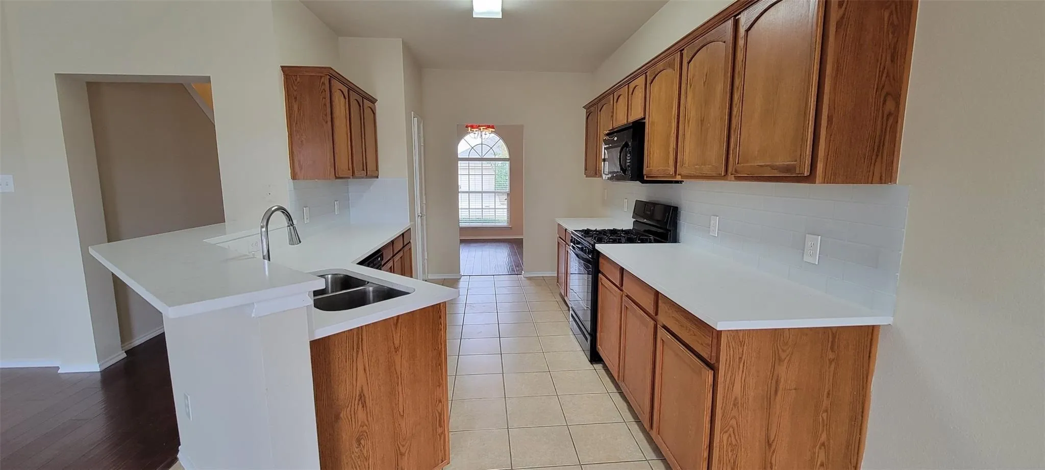 Single Family Residence For Rent in Collin County , 9509 Crooked Cat Drive, Mc Kinney, Texas 75072, 4 Bedroom, 3 Bathroom, 2 Garage spaces, 2,303 Sqft, built in 2007, mls#21408366, Real Estate Agent in Mc Kinney, Homes For Rent in Collin county, Homes For Rent in Mc Kinney, Realtor in Mc Kinney Texas, Real Estate Brokerage Independent Realty Texas, Luminita Cordes Realtor
