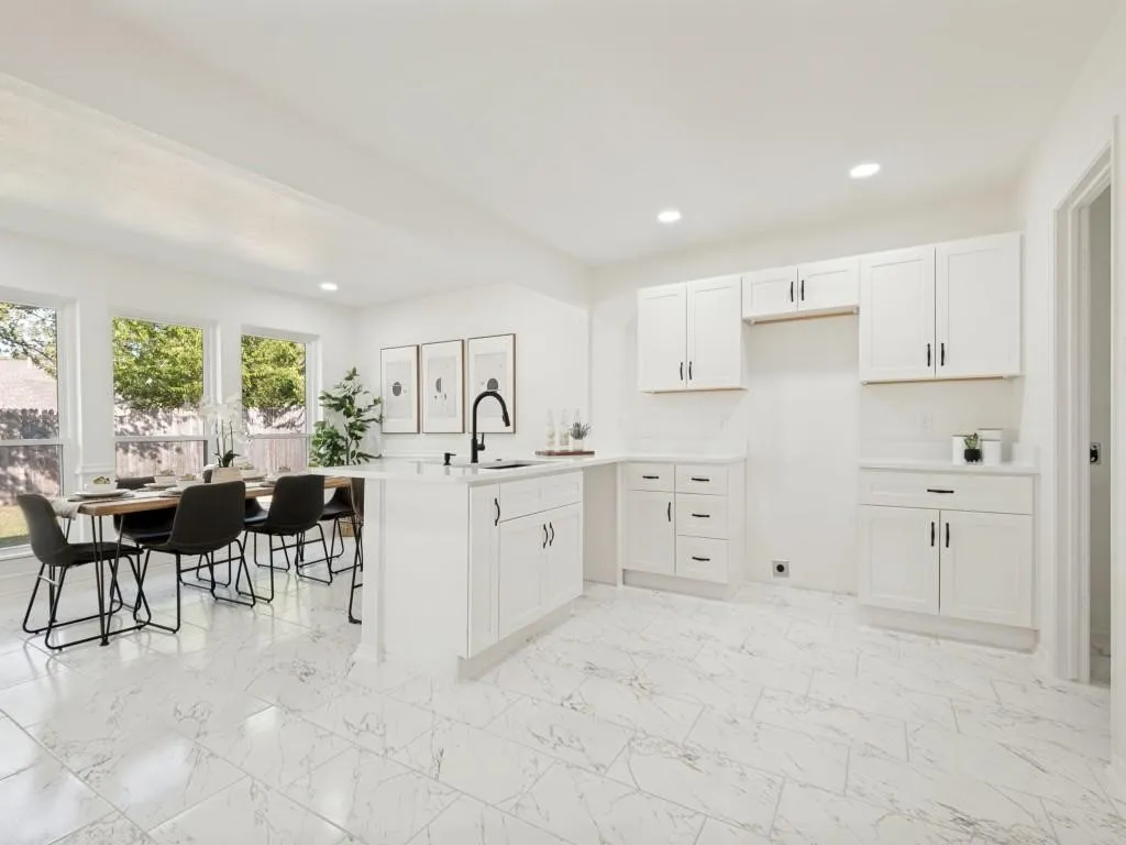 Single Family Residence For Rent in Tarrant County , 2025 Normandy Drive, Hurst, Texas 76054, 3 Bedroom, 2 Bathroom, 2 Garage spaces, 1,929 Sqft, built in 1979, mls#21408365, Real Estate Agent in Hurst, Homes For Rent in Tarrant county, Homes For Rent in Hurst, Realtor in Hurst Texas, Real Estate Brokerage Independent Realty Texas, Luminita Cordes Realtor