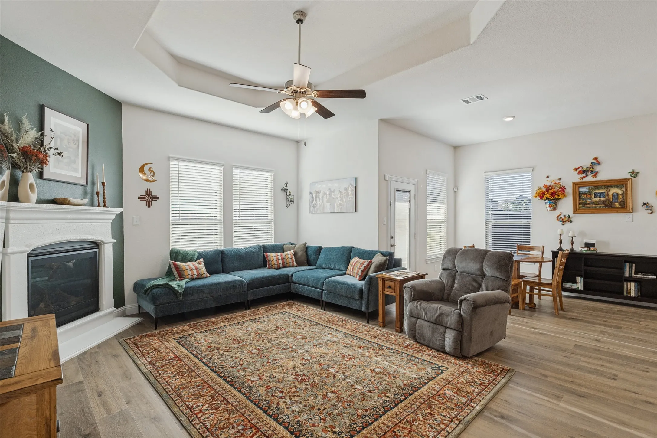 Single Family Residence For Sale in Denton County , 7324 Snapdragon Court, Little Elm, Texas 76227, 4 Bedroom, 3 Bathroom, 2 Garage spaces, 2,523 Sqft, built in 2022, mls#21407534, Real Estate Agent in Little Elm, Homes For Sale in Denton county, Homes For Sale in Little Elm, Realtor in Little Elm Texas, Real Estate Brokerage Independent Realty Texas, Luminita Cordes Realtor
