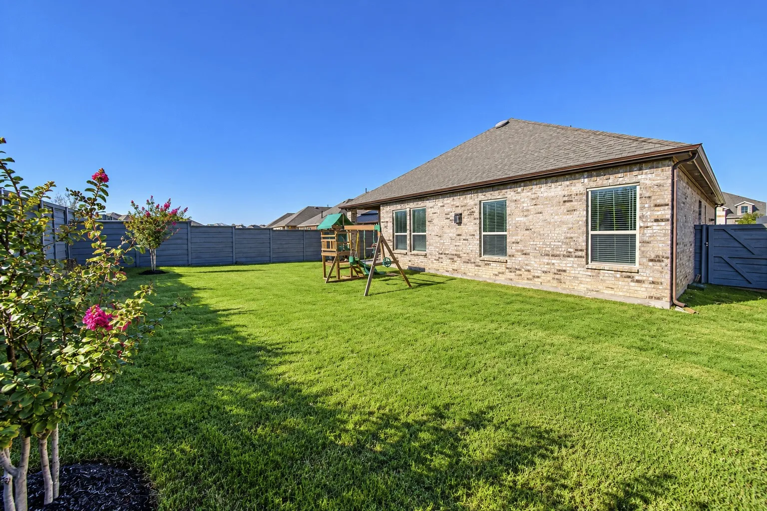 Single Family Residence For Sale in Denton County , 7324 Snapdragon Court, Little Elm, Texas 76227, 4 Bedroom, 3 Bathroom, 2 Garage spaces, 2,523 Sqft, built in 2022, mls#21407534, Real Estate Agent in Little Elm, Homes For Sale in Denton county, Homes For Sale in Little Elm, Realtor in Little Elm Texas, Real Estate Brokerage Independent Realty Texas, Luminita Cordes Realtor