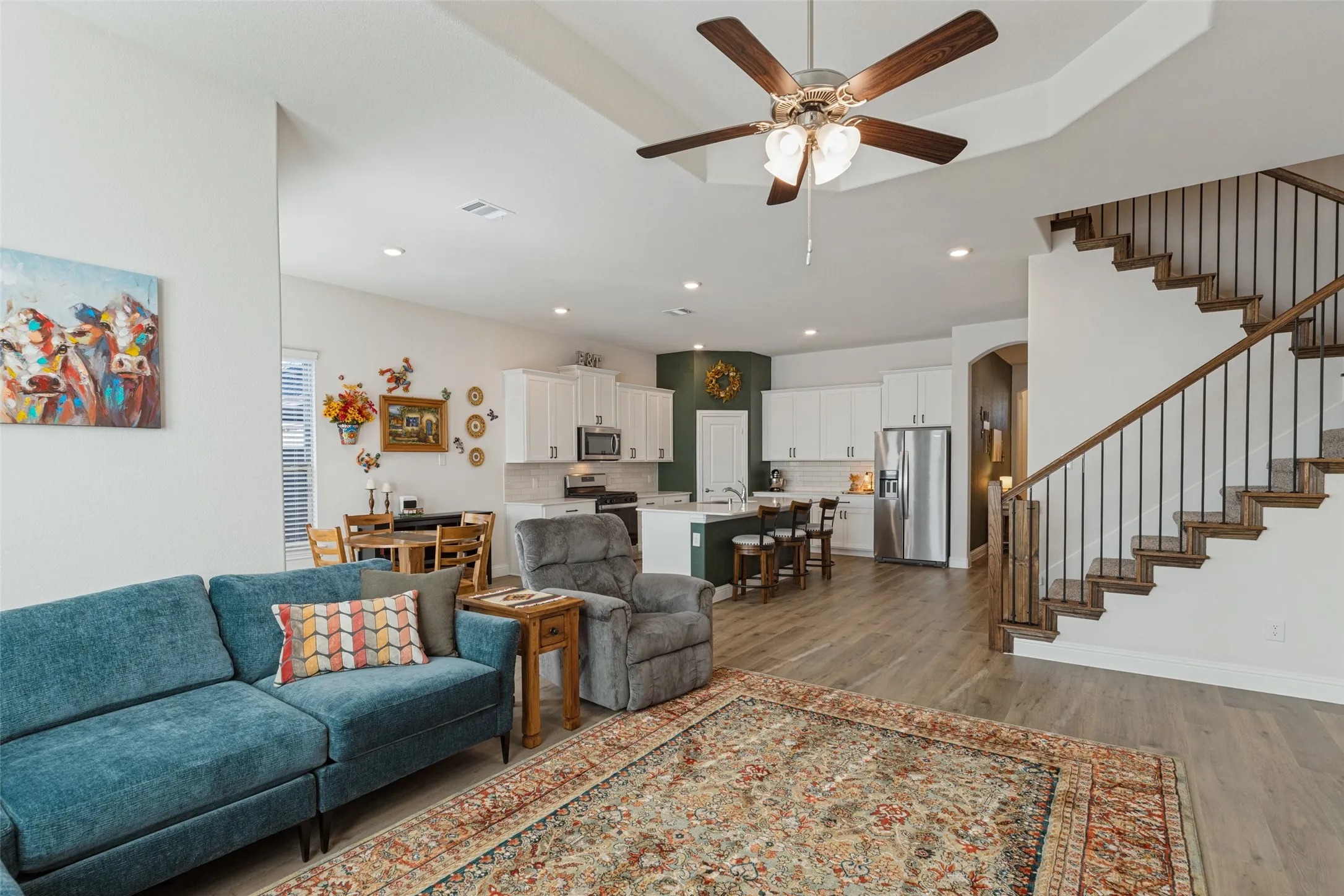 Single Family Residence For Sale in Denton County , 7324 Snapdragon Court, Little Elm, Texas 76227, 4 Bedroom, 3 Bathroom, 2 Garage spaces, 2,523 Sqft, built in 2022, mls#21407534, Real Estate Agent in Little Elm, Homes For Sale in Denton county, Homes For Sale in Little Elm, Realtor in Little Elm Texas, Real Estate Brokerage Independent Realty Texas, Luminita Cordes Realtor