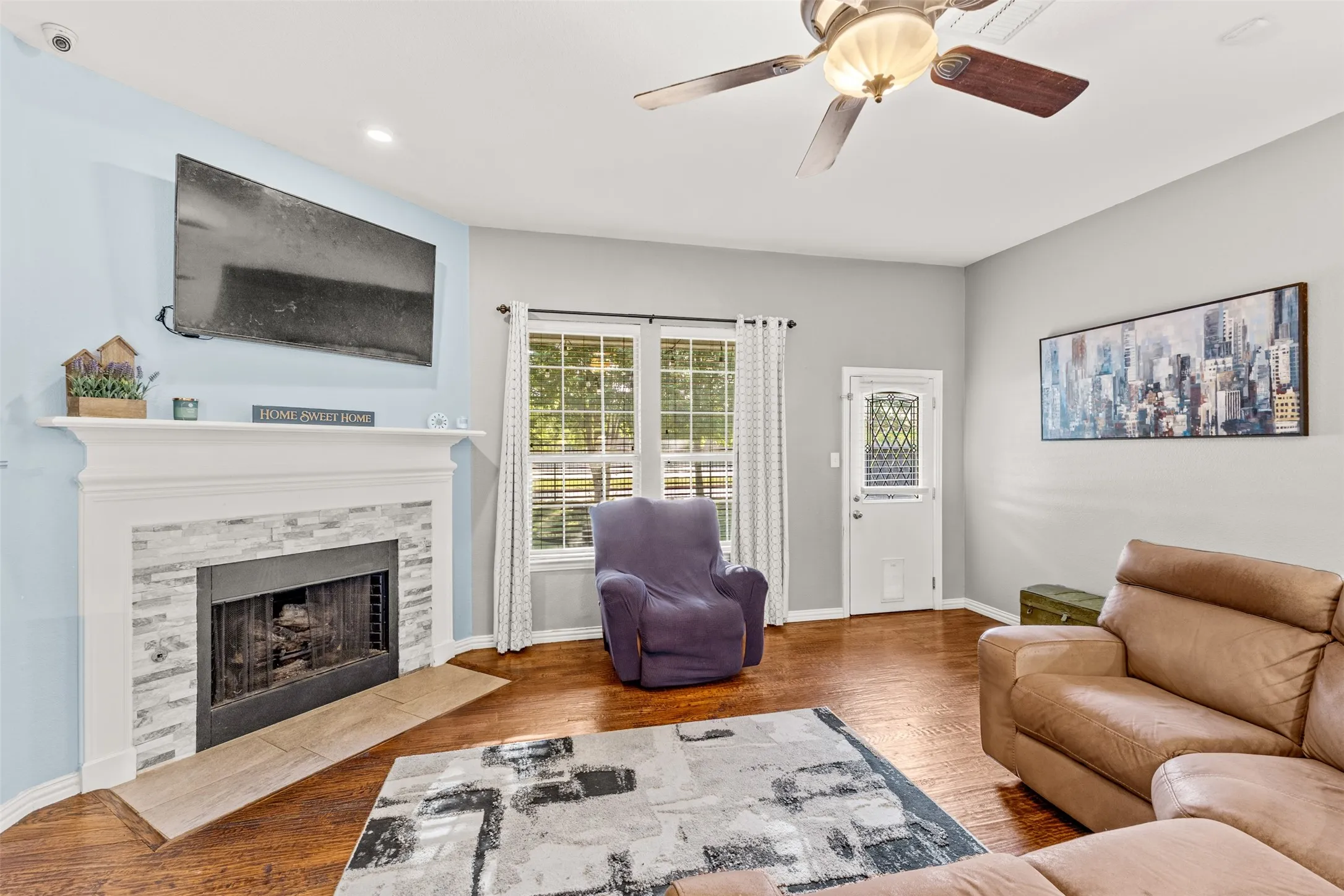 Single Family Residence For Sale in Rockwall County , 321 Deaton Drive, Fate, Texas 75087, 3 Bedroom, 2 Bathroom, 2 Garage spaces, 1,869 Sqft, built in 2007, mls#21407431, Real Estate Agent in Fate, Homes For Sale in Rockwall county, Homes For Sale in Fate, Realtor in Fate Texas, Real Estate Brokerage Independent Realty Texas, Luminita Cordes Realtor