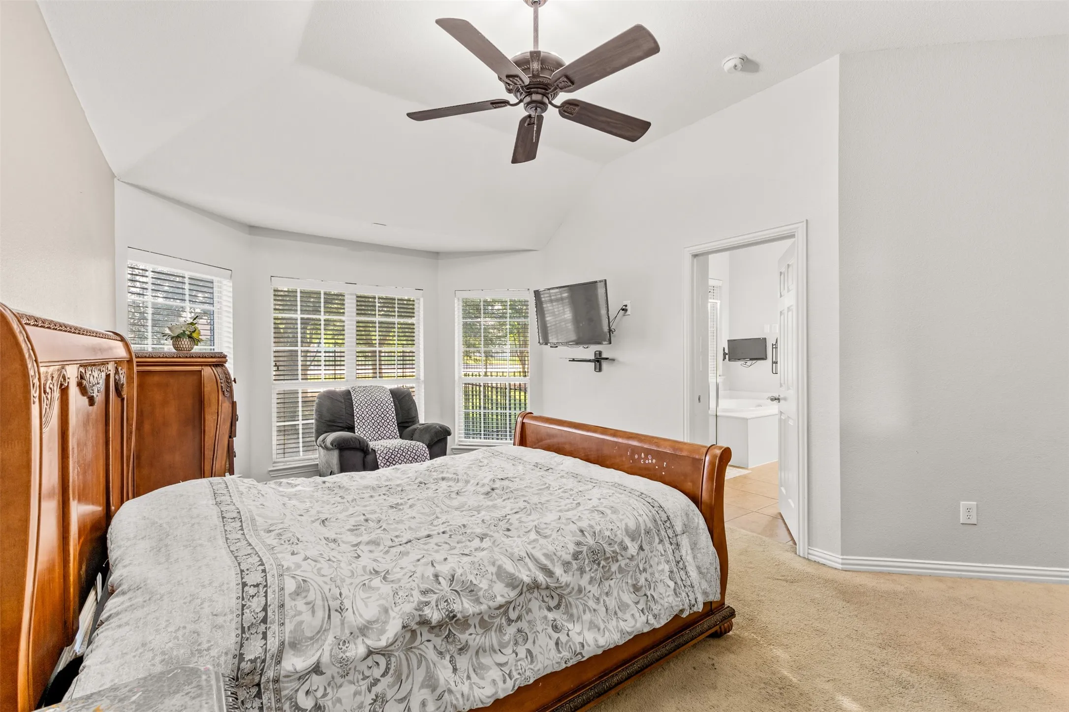 Single Family Residence For Sale in Rockwall County , 321 Deaton Drive, Fate, Texas 75087, 3 Bedroom, 2 Bathroom, 2 Garage spaces, 1,869 Sqft, built in 2007, mls#21407431, Real Estate Agent in Fate, Homes For Sale in Rockwall county, Homes For Sale in Fate, Realtor in Fate Texas, Real Estate Brokerage Independent Realty Texas, Luminita Cordes Realtor