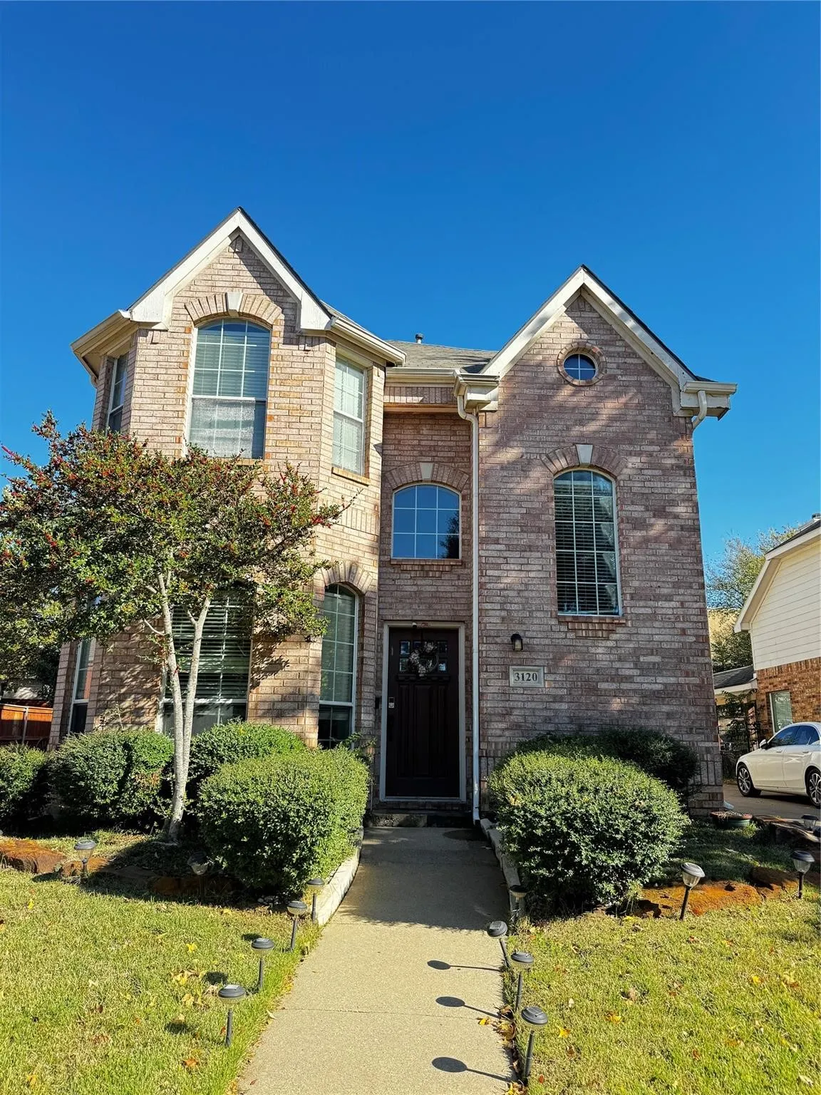 Single Family Residence For Rent in Tarrant County , 3120 Rustic Meadows Drive, Bedford, Texas 76021, 3 Bedroom, 3 Bathroom, 2 Garage spaces, 1,942 Sqft, built in 2002, mls#21408372, Real Estate Agent in Bedford, Homes For Rent in Tarrant county, Homes For Rent in Bedford, Realtor in Bedford Texas, Real Estate Brokerage Independent Realty Texas, Luminita Cordes Realtor