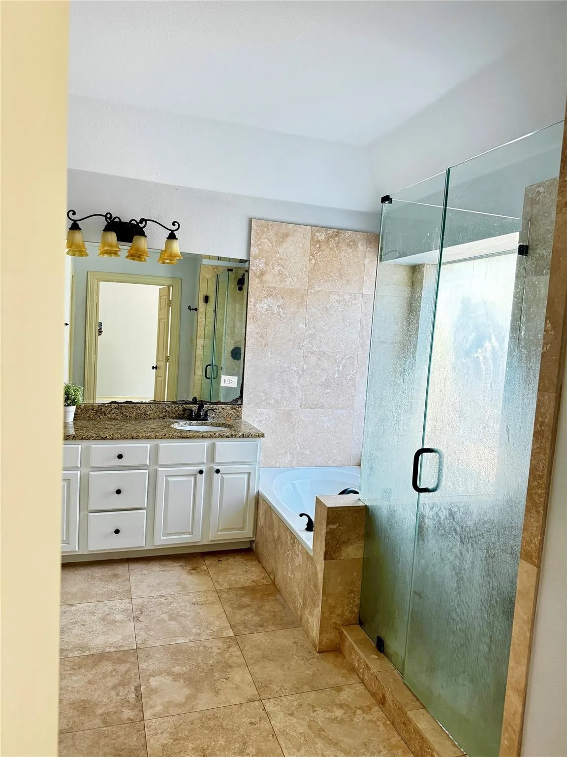 Single Family Residence For Rent in Tarrant County , 3120 Rustic Meadows Drive, Bedford, Texas 76021, 3 Bedroom, 3 Bathroom, 2 Garage spaces, 1,942 Sqft, built in 2002, mls#21408372, Real Estate Agent in Bedford, Homes For Rent in Tarrant county, Homes For Rent in Bedford, Realtor in Bedford Texas, Real Estate Brokerage Independent Realty Texas, Luminita Cordes Realtor