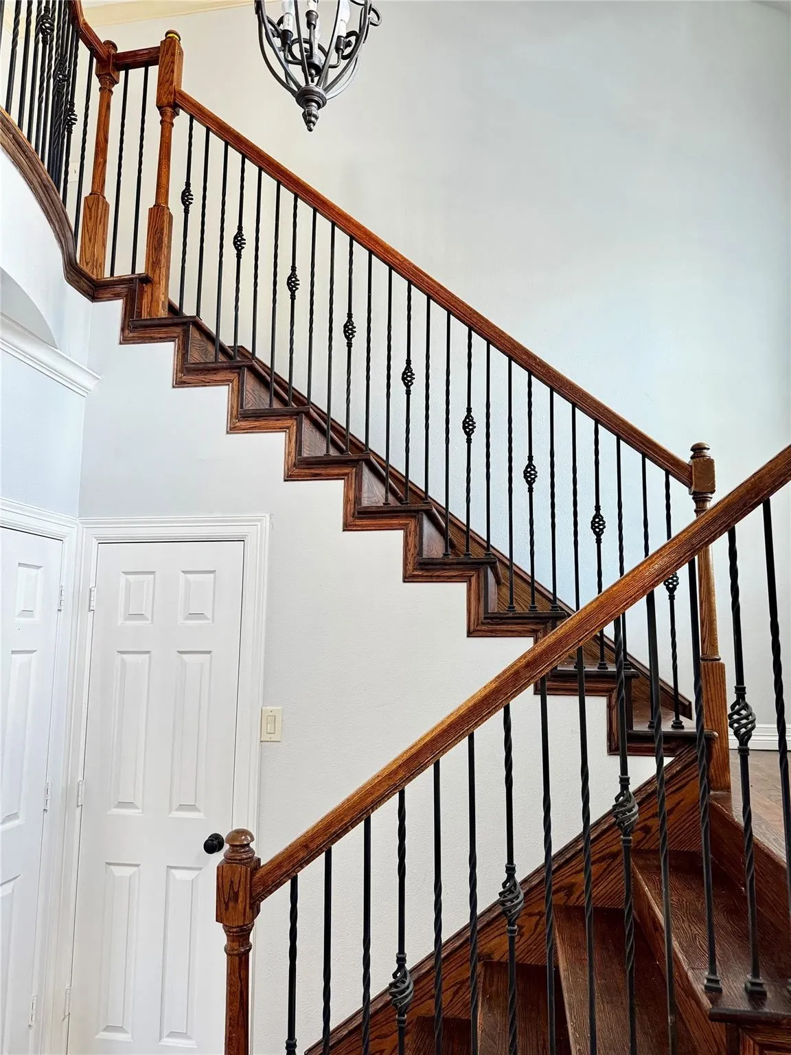 Single Family Residence For Rent in Tarrant County , 3120 Rustic Meadows Drive, Bedford, Texas 76021, 3 Bedroom, 3 Bathroom, 2 Garage spaces, 1,942 Sqft, built in 2002, mls#21408372, Real Estate Agent in Bedford, Homes For Rent in Tarrant county, Homes For Rent in Bedford, Realtor in Bedford Texas, Real Estate Brokerage Independent Realty Texas, Luminita Cordes Realtor