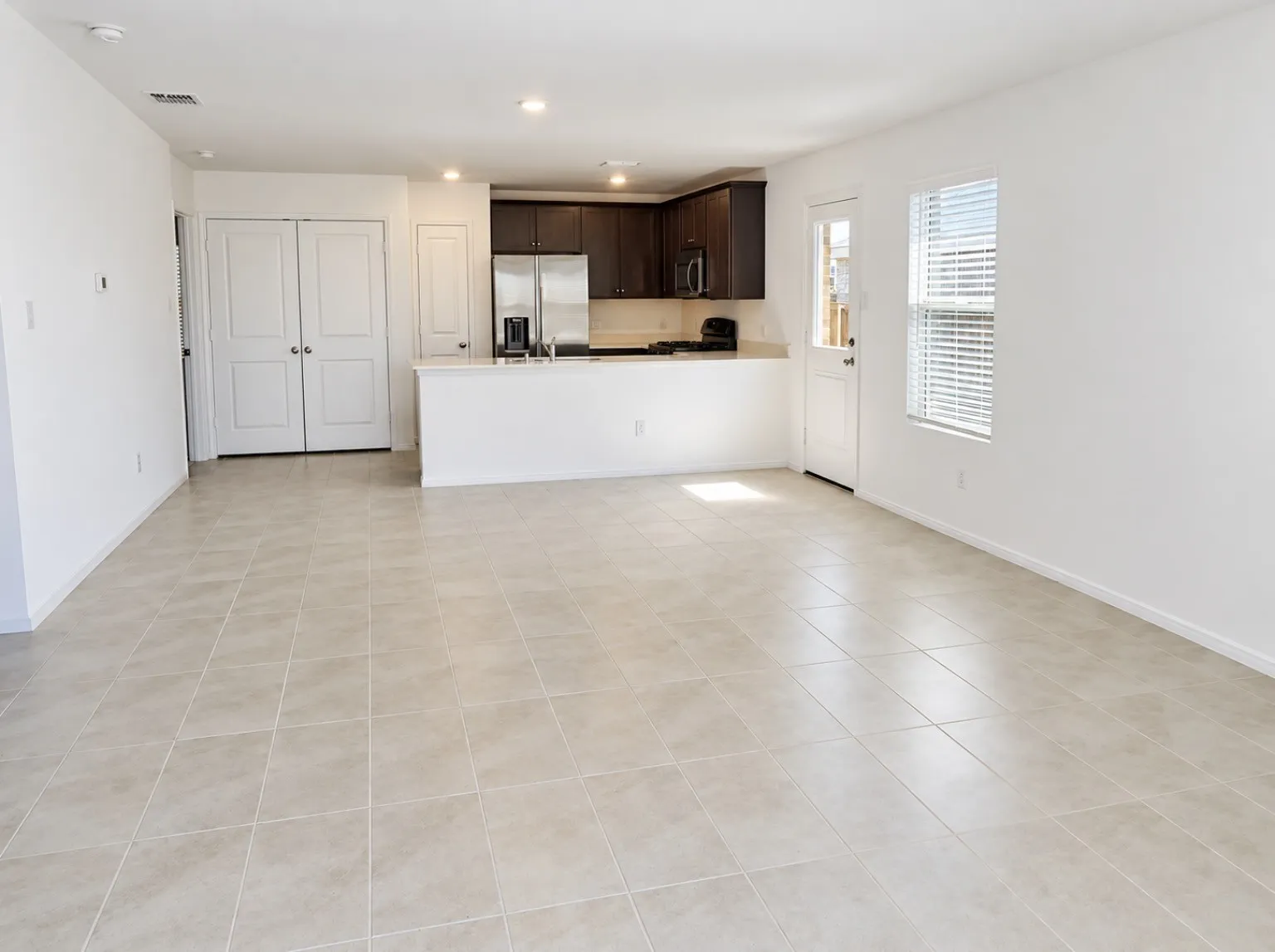 Single Family Residence For Rent in Denton County , 3609 Harper Street, Little Elm, Texas 75068, 3 Bedroom, 2 Bathroom, 2 Garage spaces, 1,320 Sqft, built in 2023, mls#21408172, Real Estate Agent in Little Elm, Homes For Rent in Denton county, Homes For Rent in Little Elm, Realtor in Little Elm Texas, Real Estate Brokerage Independent Realty Texas, Luminita Cordes Realtor