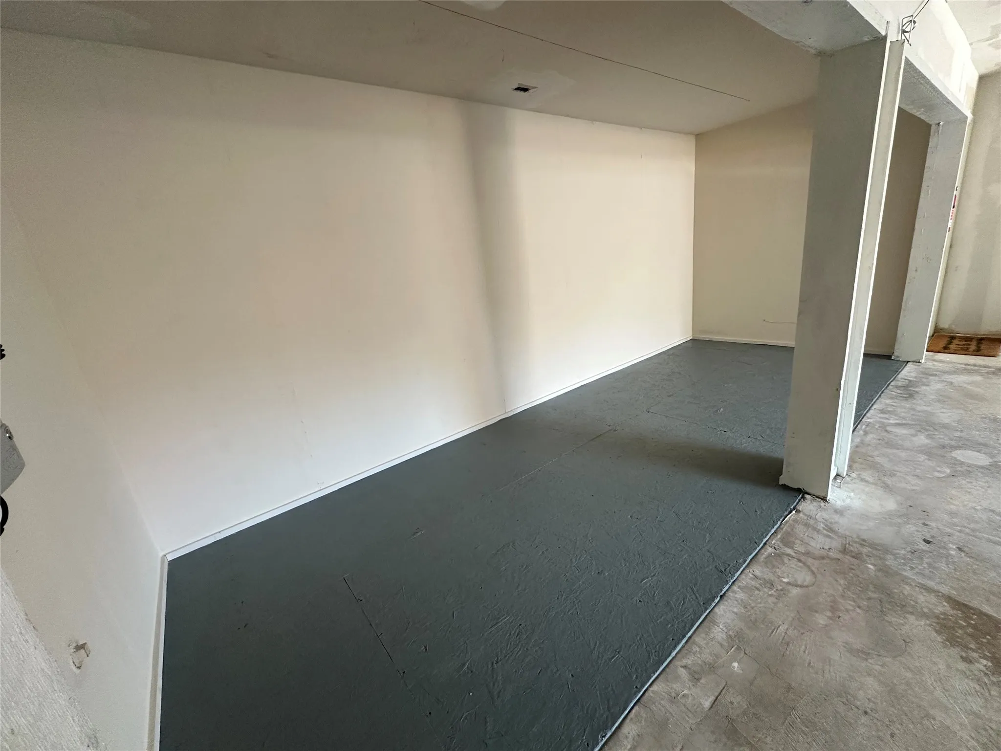 Single Family Residence For Sale in Denton County , 1109 Holly Drive, Carrollton, Texas 75010, 5 Bedroom, 3 Bathroom, 2 Garage spaces, 3,034 Sqft, built in 1986, mls#21408229, Real Estate Agent in Carrollton, Homes For Sale in Denton county, Homes For Sale in Carrollton, Realtor in Carrollton Texas, Real Estate Brokerage Independent Realty Texas, Luminita Cordes Realtor