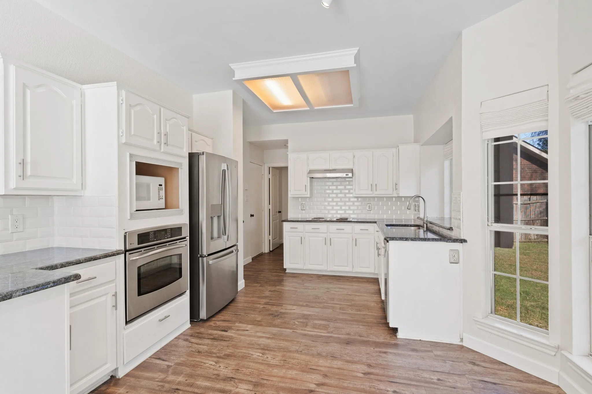 Single Family Residence For Rent in Denton County , 2005 Terracotta Court, Lewisville, Texas 75067, 3 Bedroom, 3 Bathroom, 2 Garage spaces, 1,676 Sqft, built in 1991, mls#21408324, Real Estate Agent in Lewisville, Homes For Rent in Denton county, Homes For Rent in Lewisville, Realtor in Lewisville Texas, Real Estate Brokerage Independent Realty Texas, Luminita Cordes Realtor