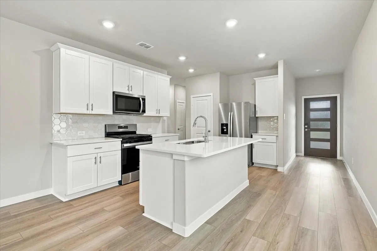 Single Family Residence For Rent in Grayson County , 202 Winchester Lane, Sherman, Texas 75092, 4 Bedroom, 2 Bathroom, 2 Garage spaces, 1,605 Sqft, built in 2026, mls#21408276, Real Estate Agent in Sherman, Homes For Rent in Grayson county, Homes For Rent in Sherman, Realtor in Sherman Texas, Real Estate Brokerage Independent Realty Texas, Luminita Cordes Realtor