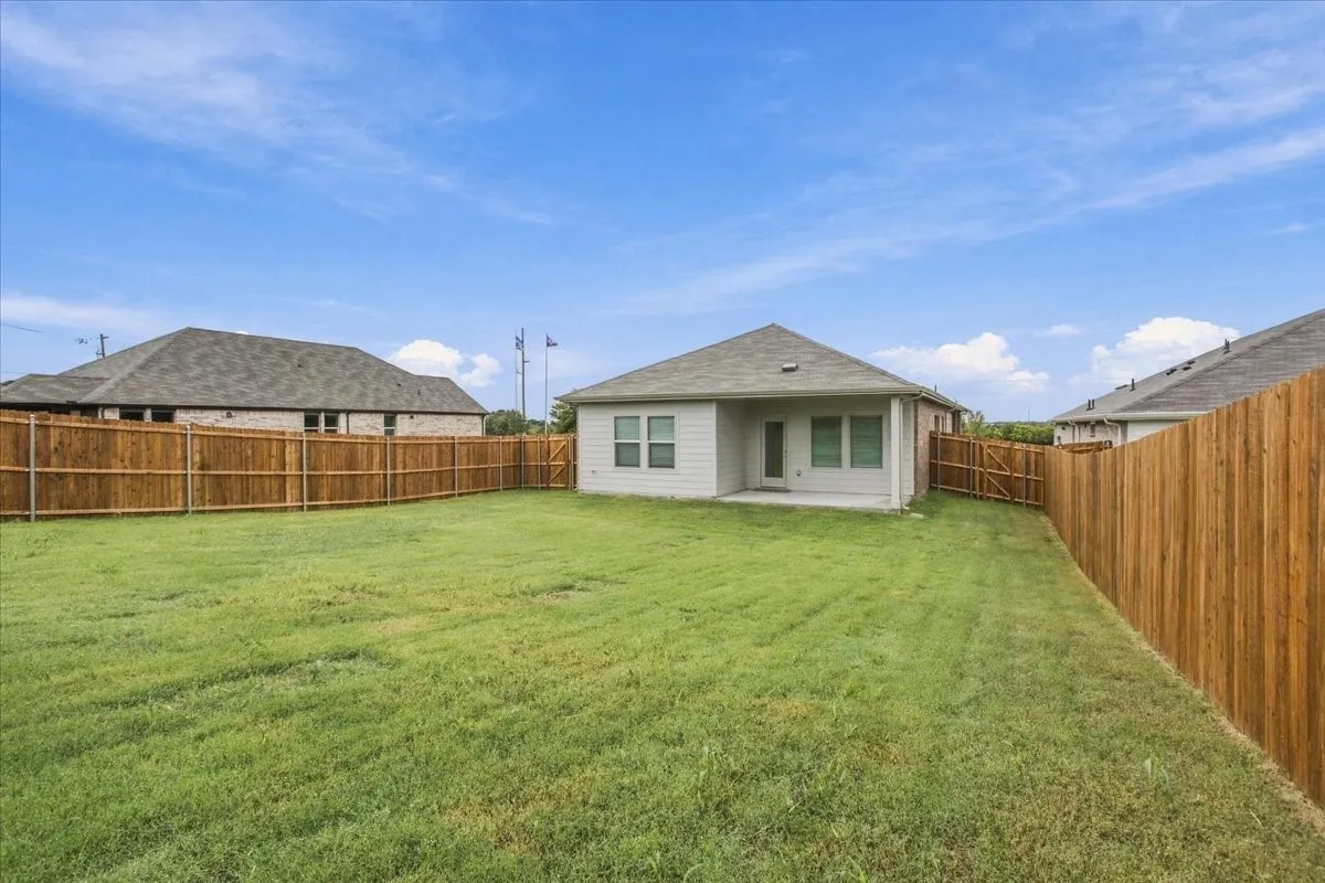 Single Family Residence For Rent in Grayson County , 202 Winchester Lane, Sherman, Texas 75092, 4 Bedroom, 2 Bathroom, 2 Garage spaces, 1,605 Sqft, built in 2026, mls#21408276, Real Estate Agent in Sherman, Homes For Rent in Grayson county, Homes For Rent in Sherman, Realtor in Sherman Texas, Real Estate Brokerage Independent Realty Texas, Luminita Cordes Realtor