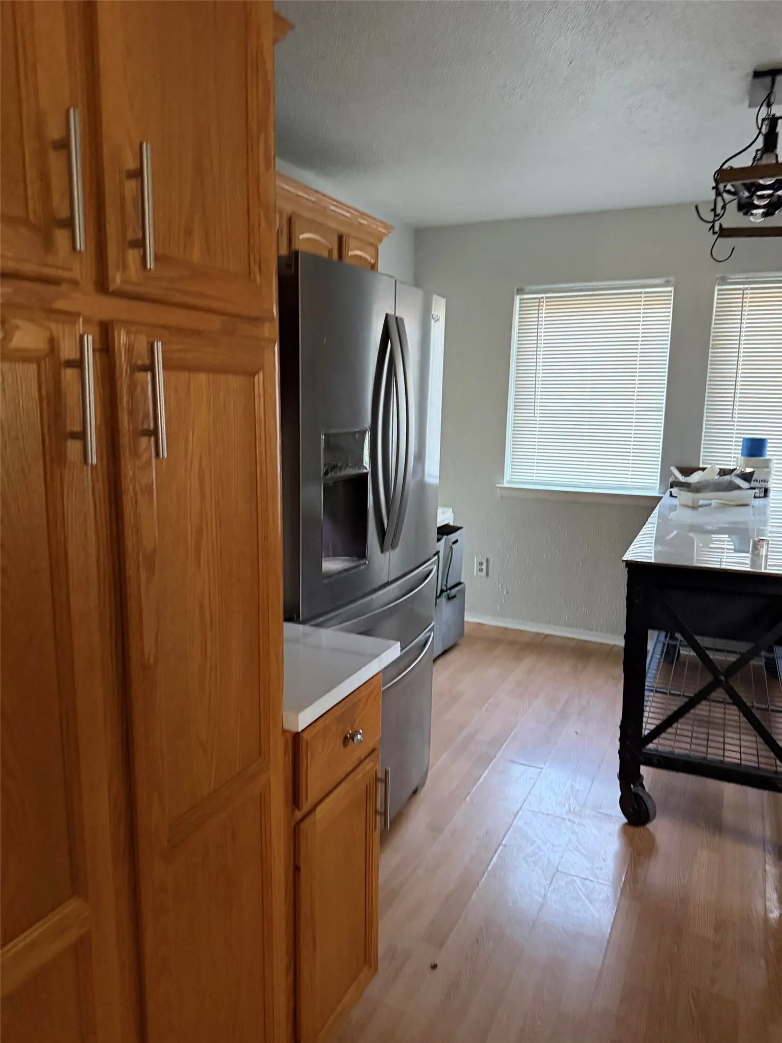 Single Family Residence For Sale in Tarrant County , 3626 Lake Pontchartrain Drive, Arlington, Texas 76016, 4 Bedroom, 3 Bathroom, Garage spaces, 3,032 Sqft, built in 1976, mls#21408379, Real Estate Agent in Arlington, Homes For Sale in Tarrant county, Homes For Sale in Arlington, Realtor in Arlington Texas, Real Estate Brokerage Independent Realty Texas, Luminita Cordes Realtor