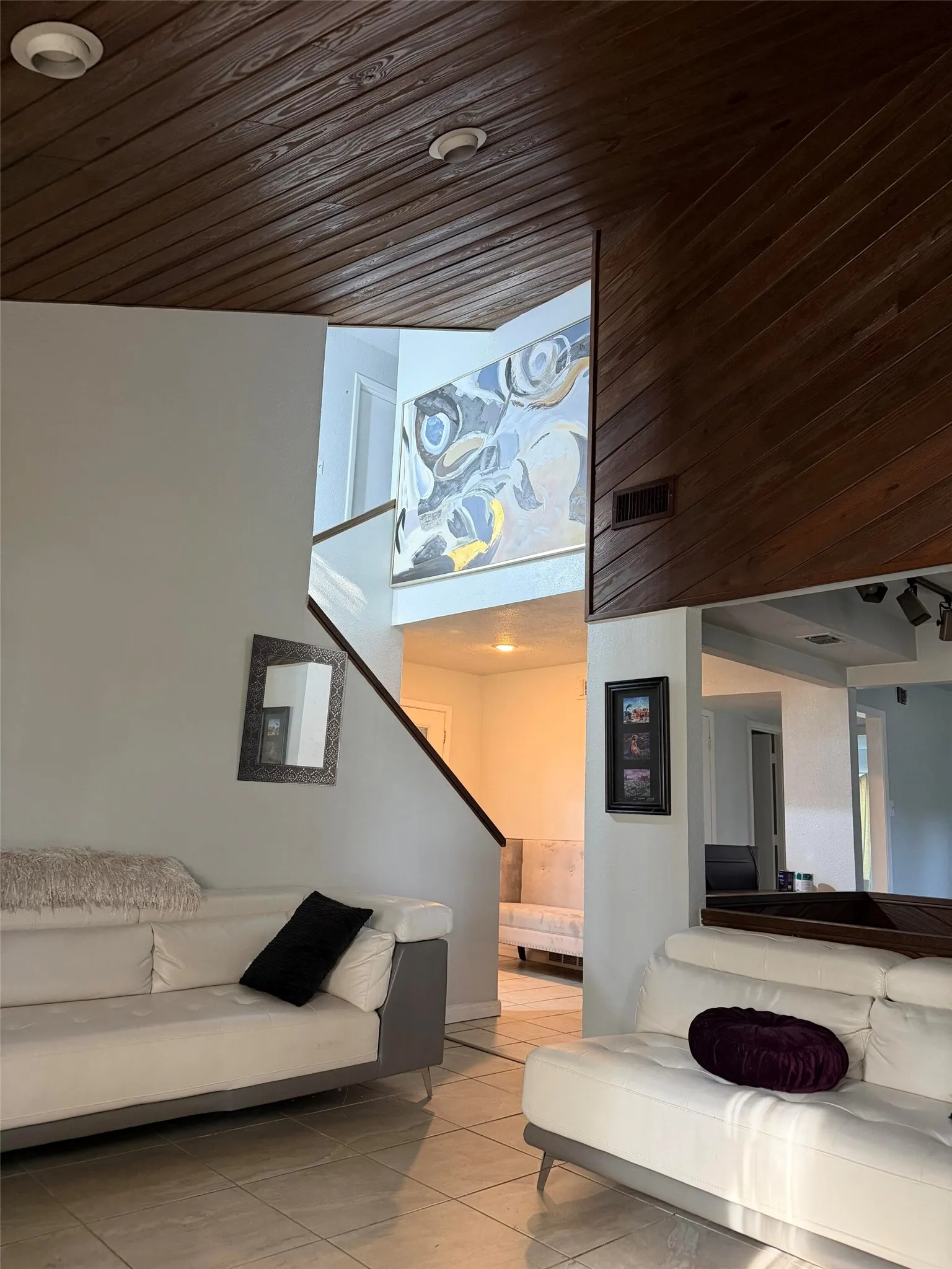 Single Family Residence For Sale in Tarrant County , 3626 Lake Pontchartrain Drive, Arlington, Texas 76016, 4 Bedroom, 3 Bathroom, Garage spaces, 3,032 Sqft, built in 1976, mls#21408379, Real Estate Agent in Arlington, Homes For Sale in Tarrant county, Homes For Sale in Arlington, Realtor in Arlington Texas, Real Estate Brokerage Independent Realty Texas, Luminita Cordes Realtor