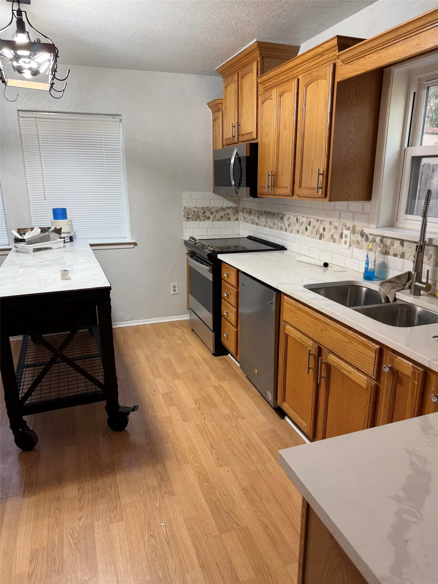 Single Family Residence For Sale in Tarrant County , 3626 Lake Pontchartrain Drive, Arlington, Texas 76016, 4 Bedroom, 3 Bathroom, Garage spaces, 3,032 Sqft, built in 1976, mls#21408379, Real Estate Agent in Arlington, Homes For Sale in Tarrant county, Homes For Sale in Arlington, Realtor in Arlington Texas, Real Estate Brokerage Independent Realty Texas, Luminita Cordes Realtor